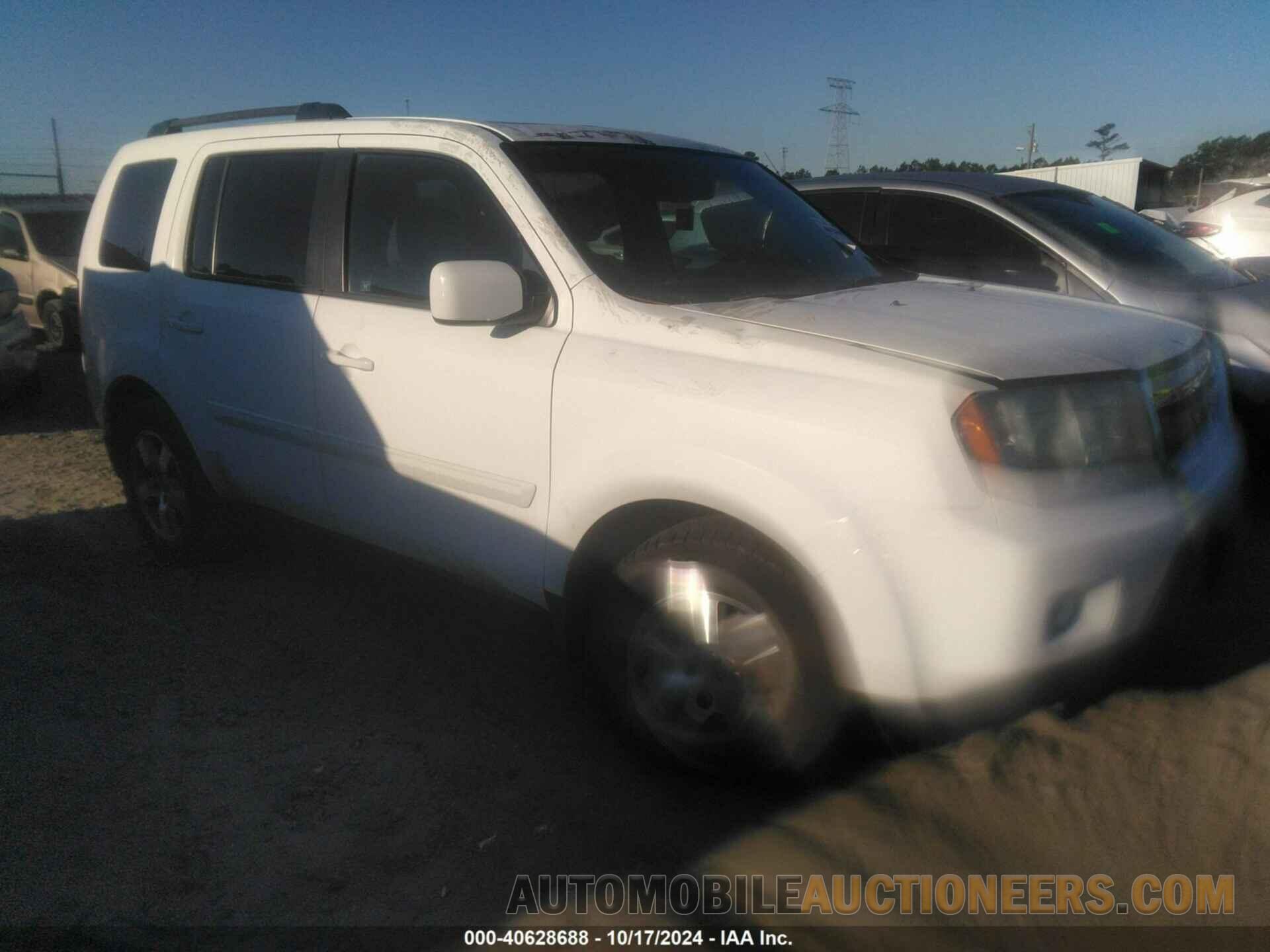 5FNYF4H54BB050011 HONDA PILOT 2011