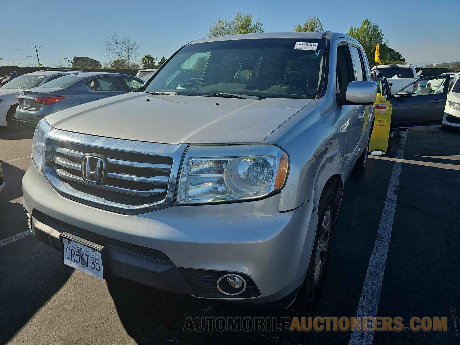 5FNYF4H54FB008878 Honda Pilot 2015