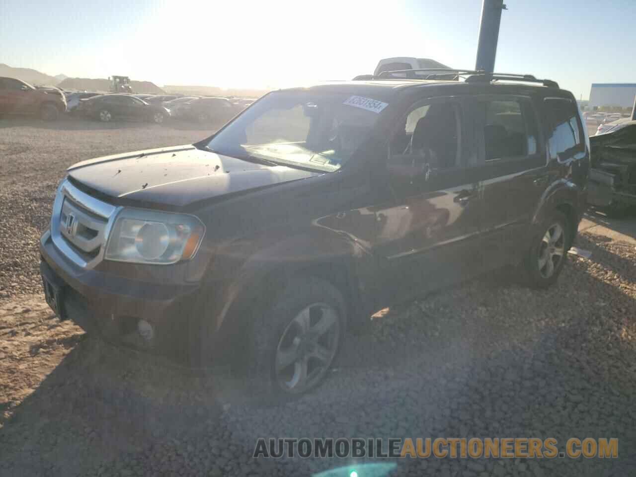 5FNYF4H55BB051085 HONDA PILOT 2011