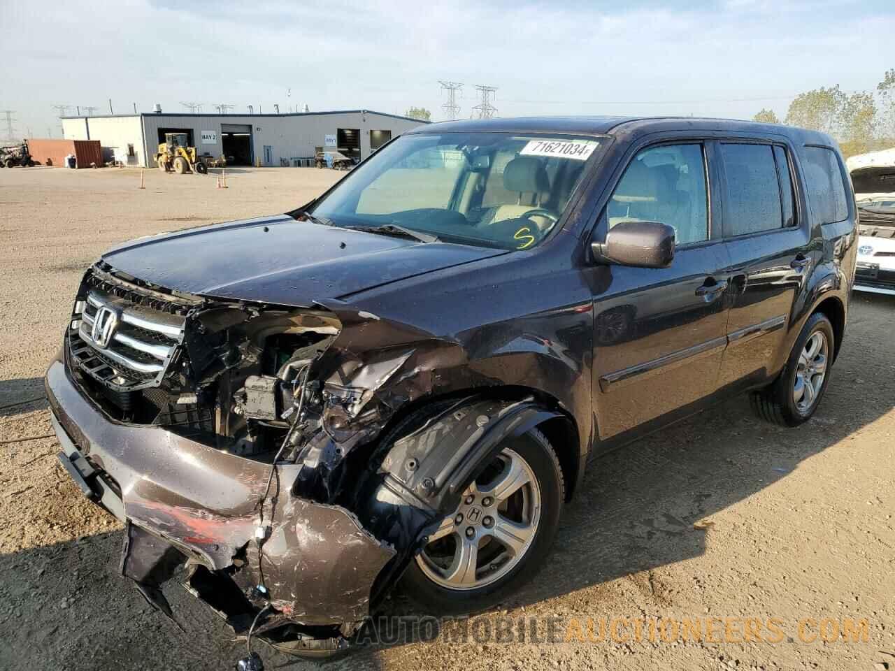 5FNYF4H55FB002801 HONDA PILOT 2015