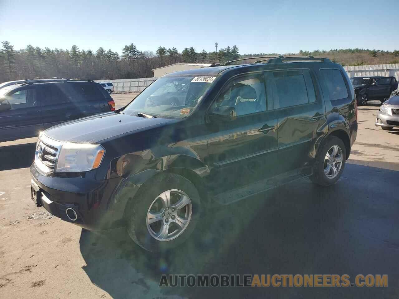 5FNYF4H56FB033880 HONDA PILOT 2015