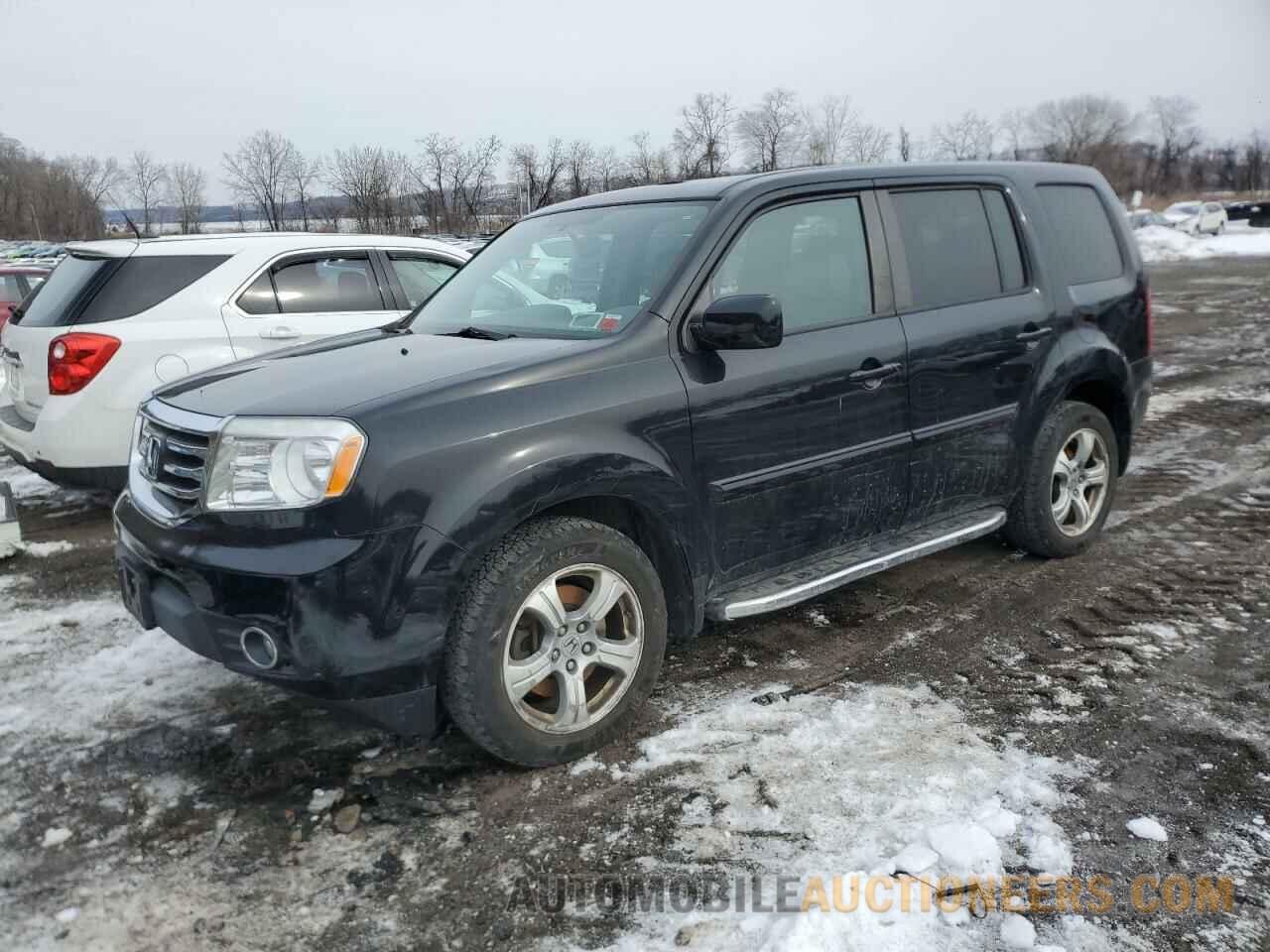 5FNYF4H70FB008393 HONDA PILOT 2015