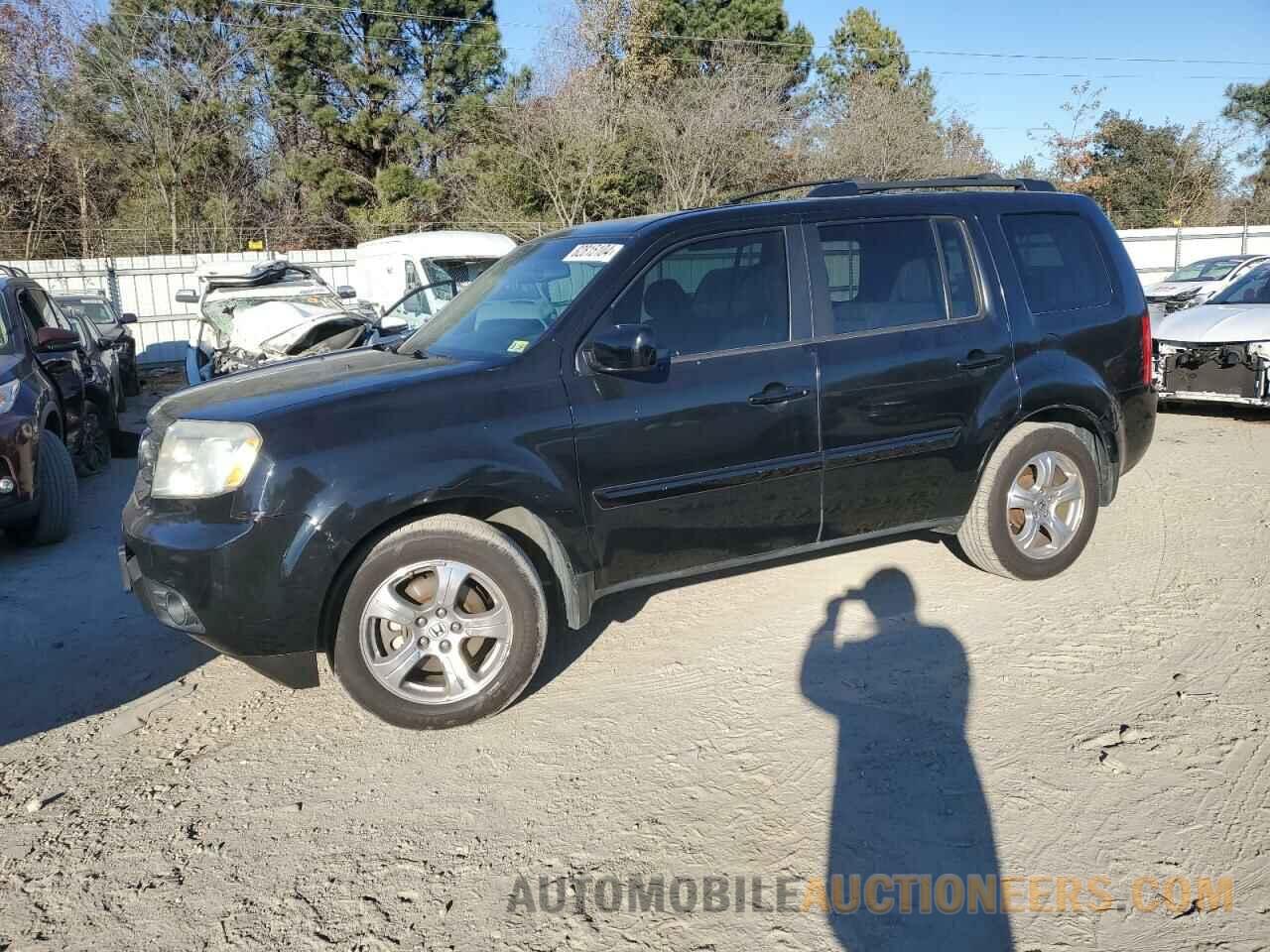 5FNYF4H77DB018285 HONDA PILOT 2013