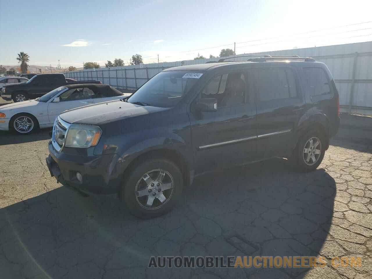 5FNYF4H97BB024831 HONDA PILOT 2011