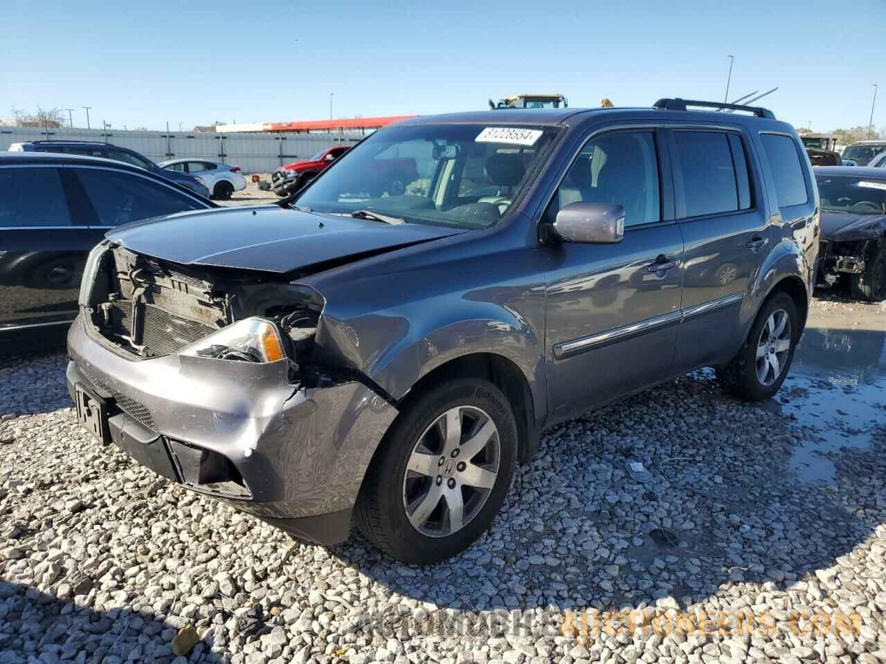 5FNYF4H9XFB034744 HONDA PILOT 2015