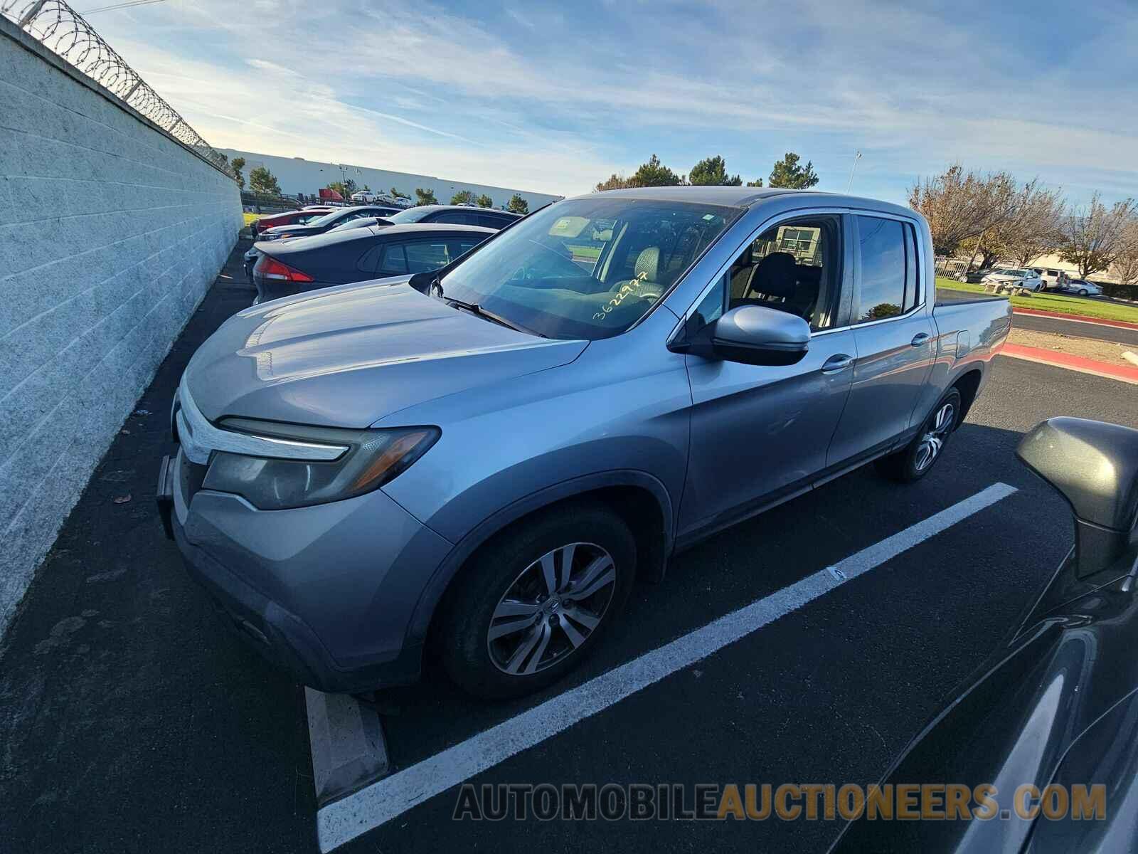 5FPYK2F4XHB004760 Honda Ridgeline 2017