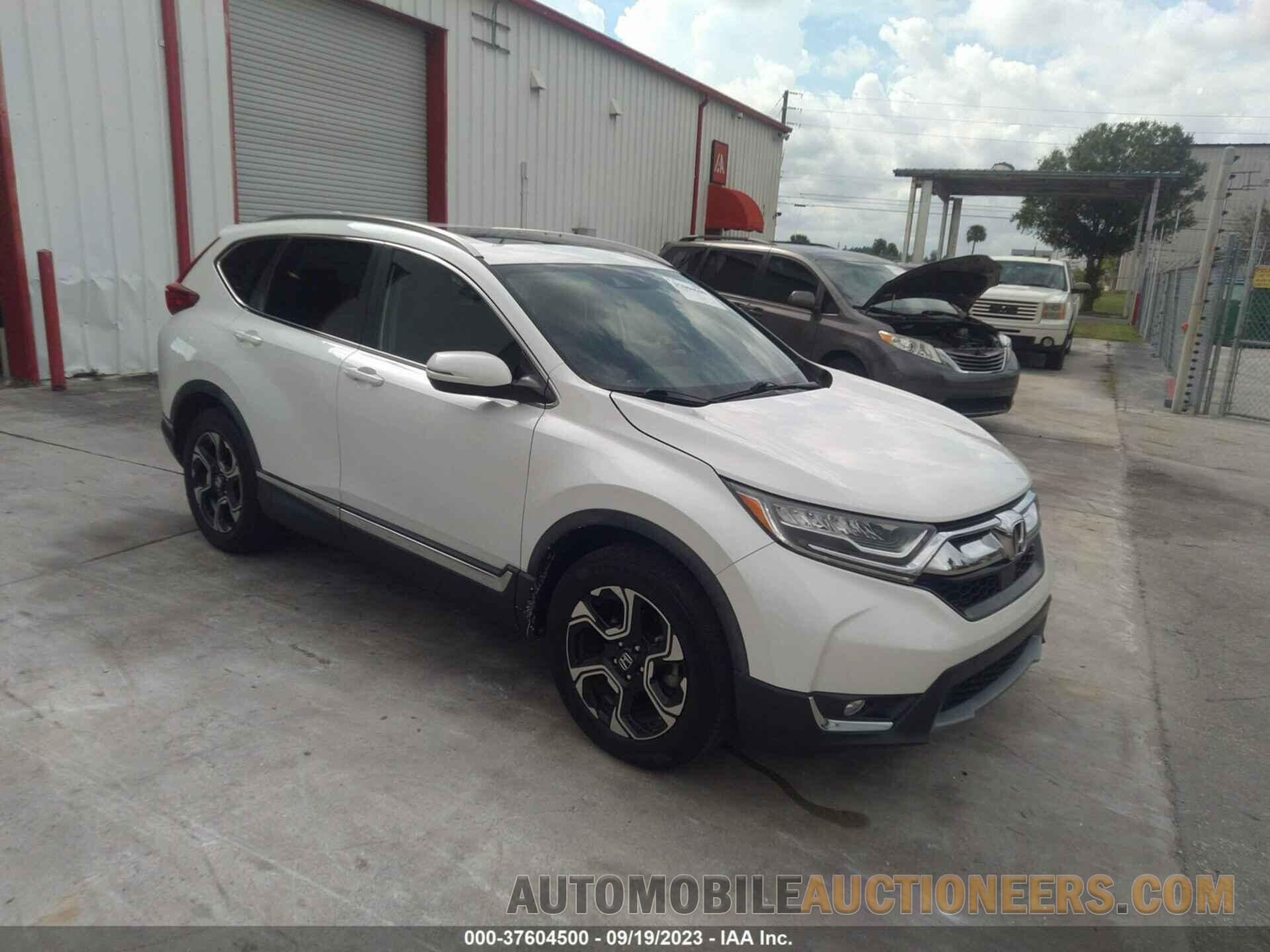 5J6RW1H98JL005617 HONDA CR-V 2018