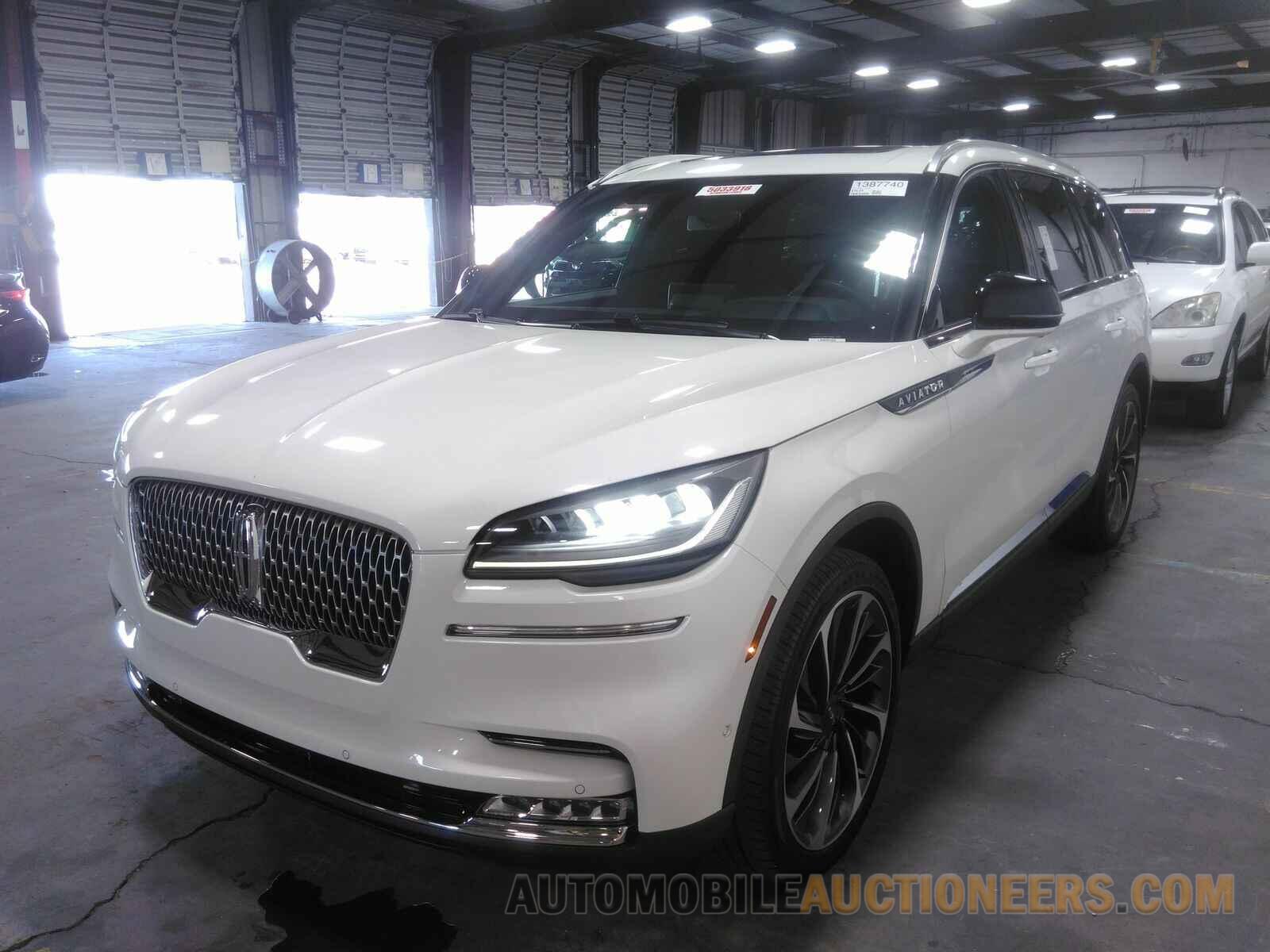 5LM5J7XCXMGL11548 Lincoln Aviator 2021