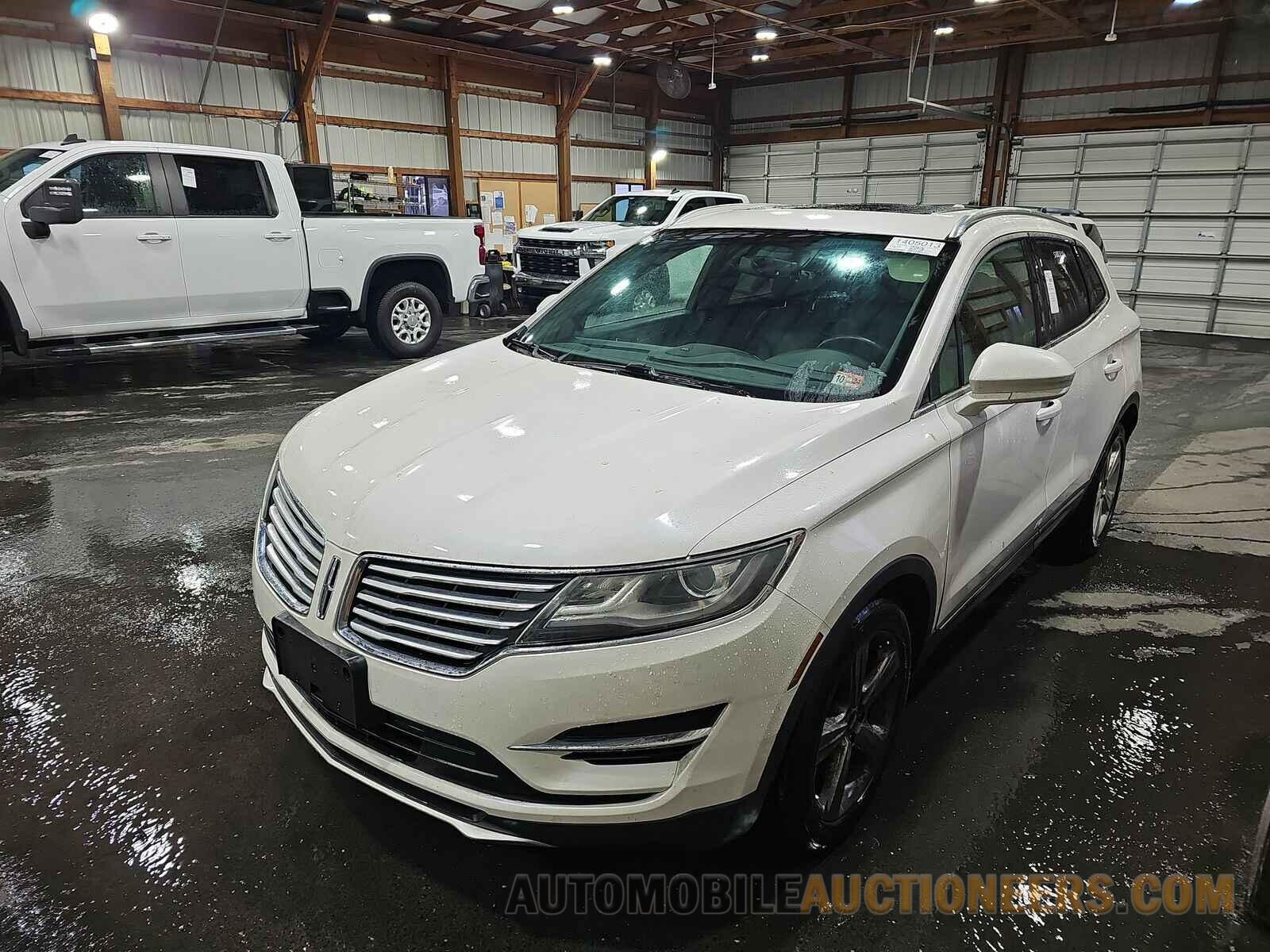 5LMCJ1A96FUJ24555 Lincoln  2015