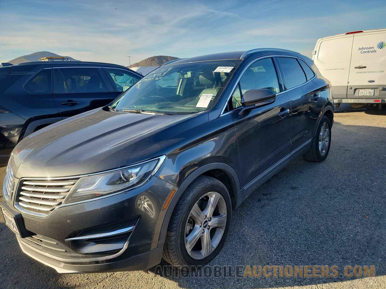 5LMCJ1C90HUL61719 Lincoln MKC 2017