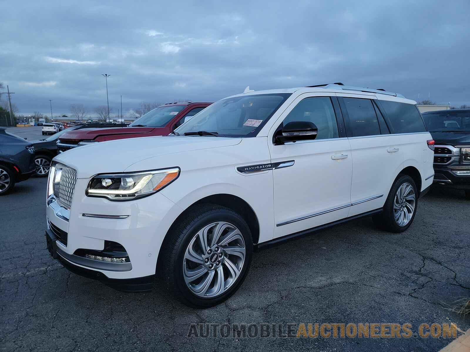 5LMJJ2KT2NEL13039 Lincoln Navigator 2022