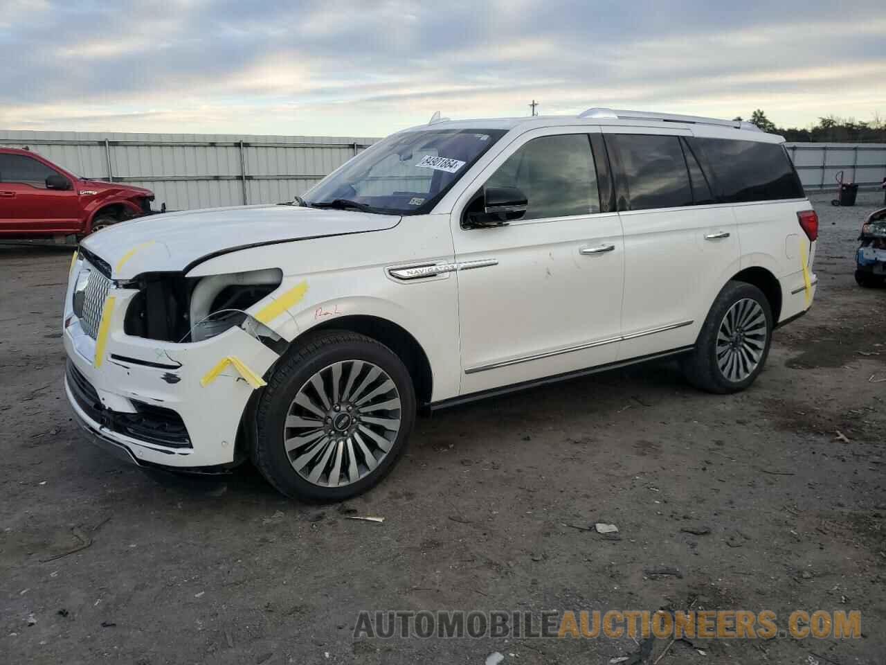 5LMJJ2LT3JEL06366 LINCOLN NAVIGATOR 2018