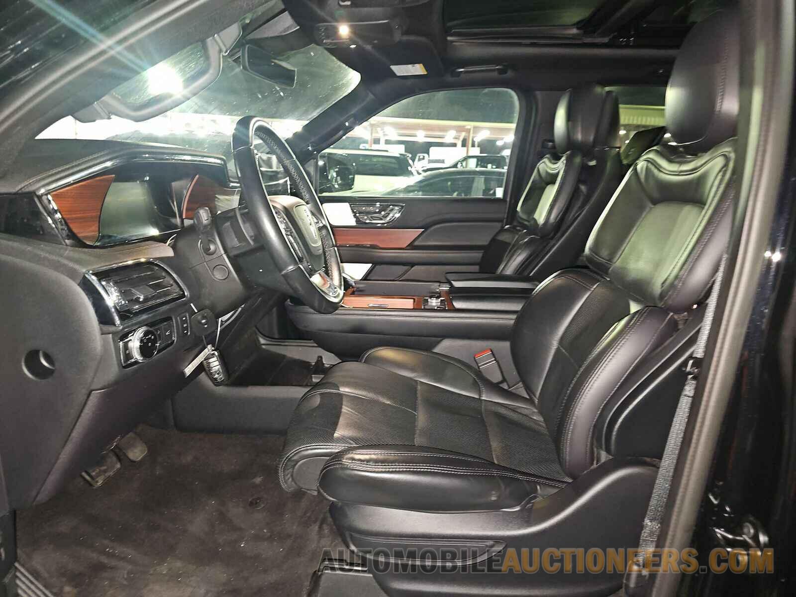 5LMJJ2LT6LEL22547 Lincoln Navigator 2020