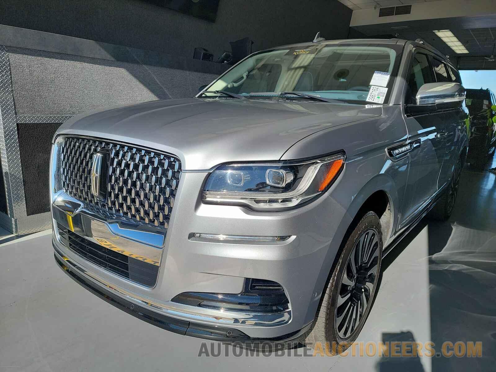 5LMJJ2TT7NEL14136 Lincoln Navigator 2022