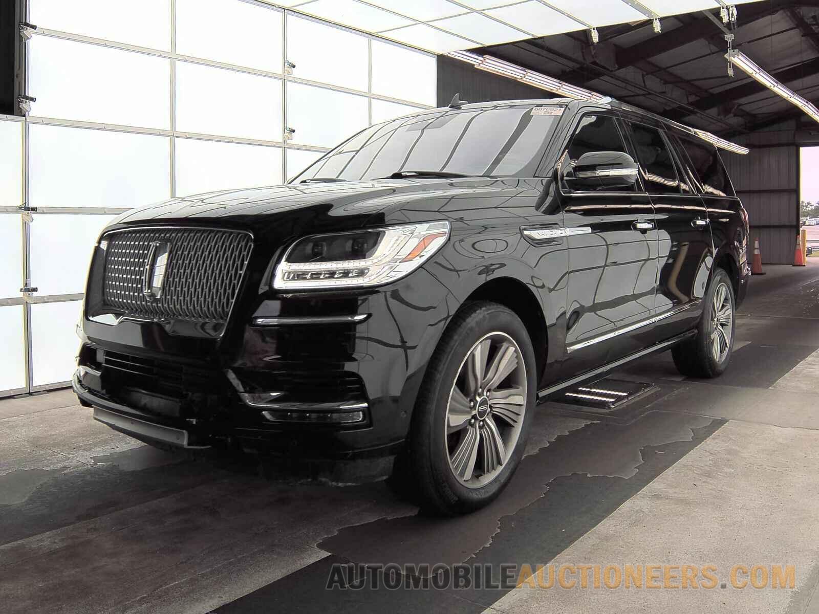 5LMJJ3LT8JEL15666 Lincoln Navigator L 2018