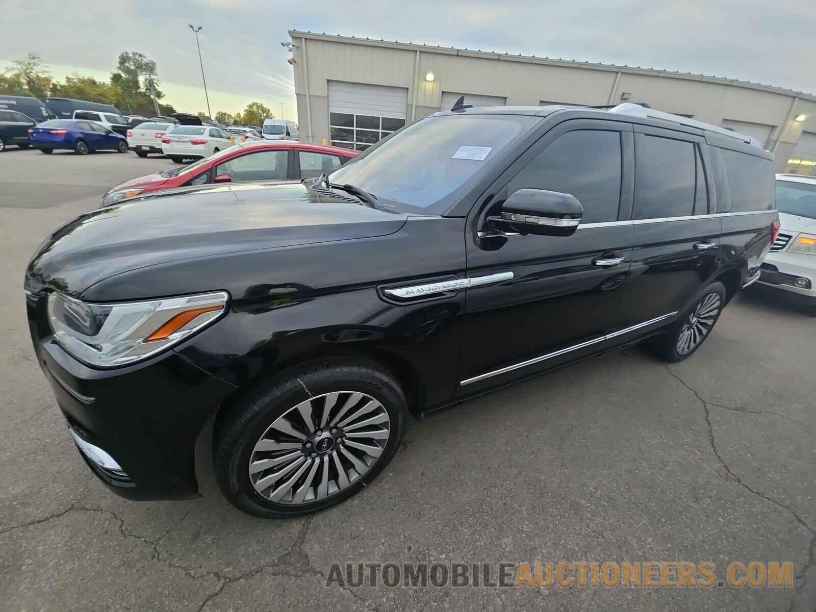 5LMJJ3LTXJEL18522 Lincoln Navigator L 2018