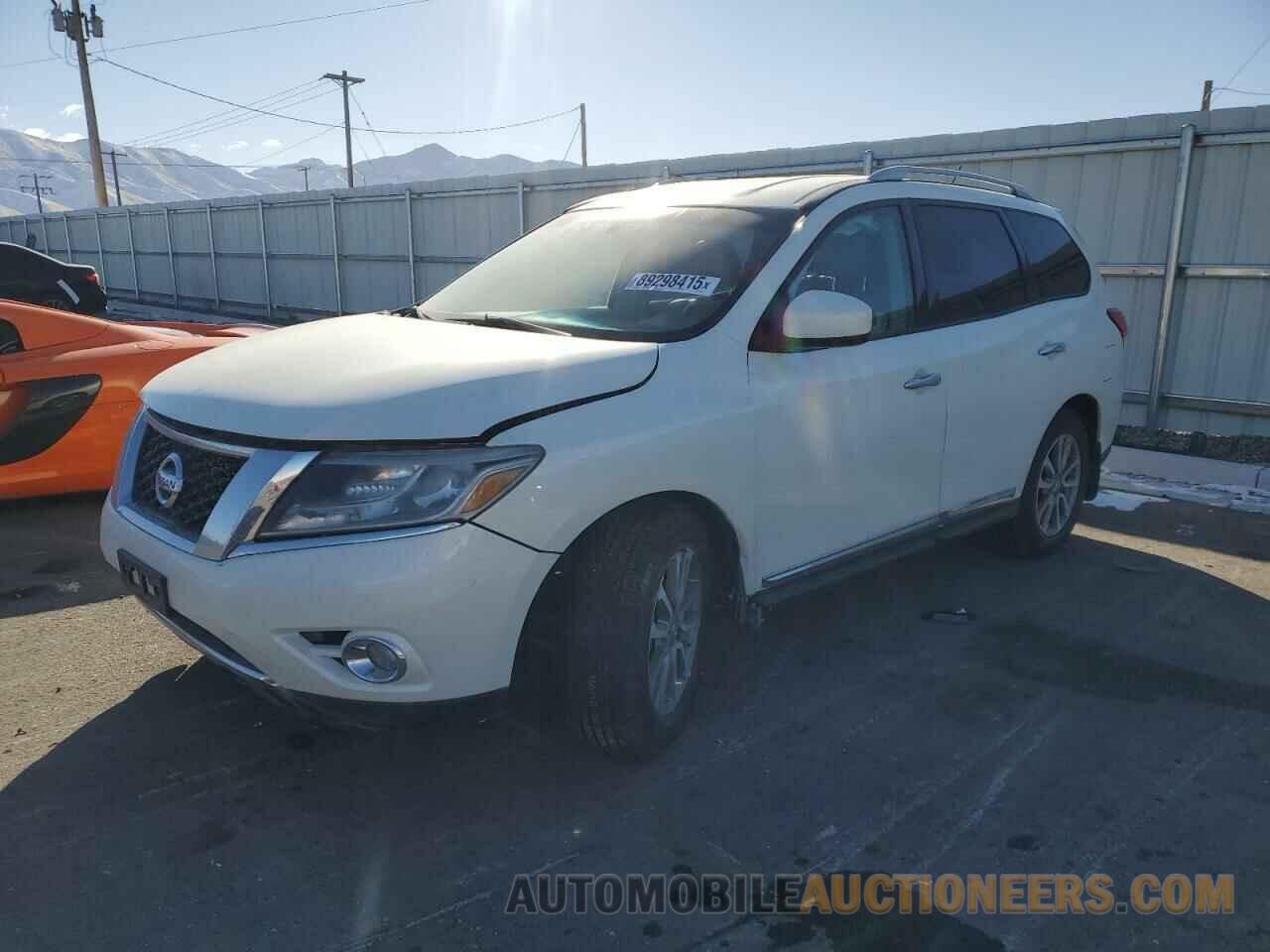 5N1AR2MN4FC646625 NISSAN PATHFINDER 2015