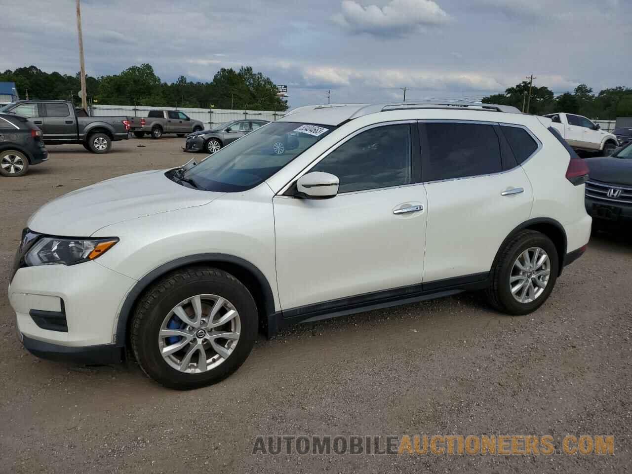 5N1AT2MT2JC813069 NISSAN ROGUE 2018