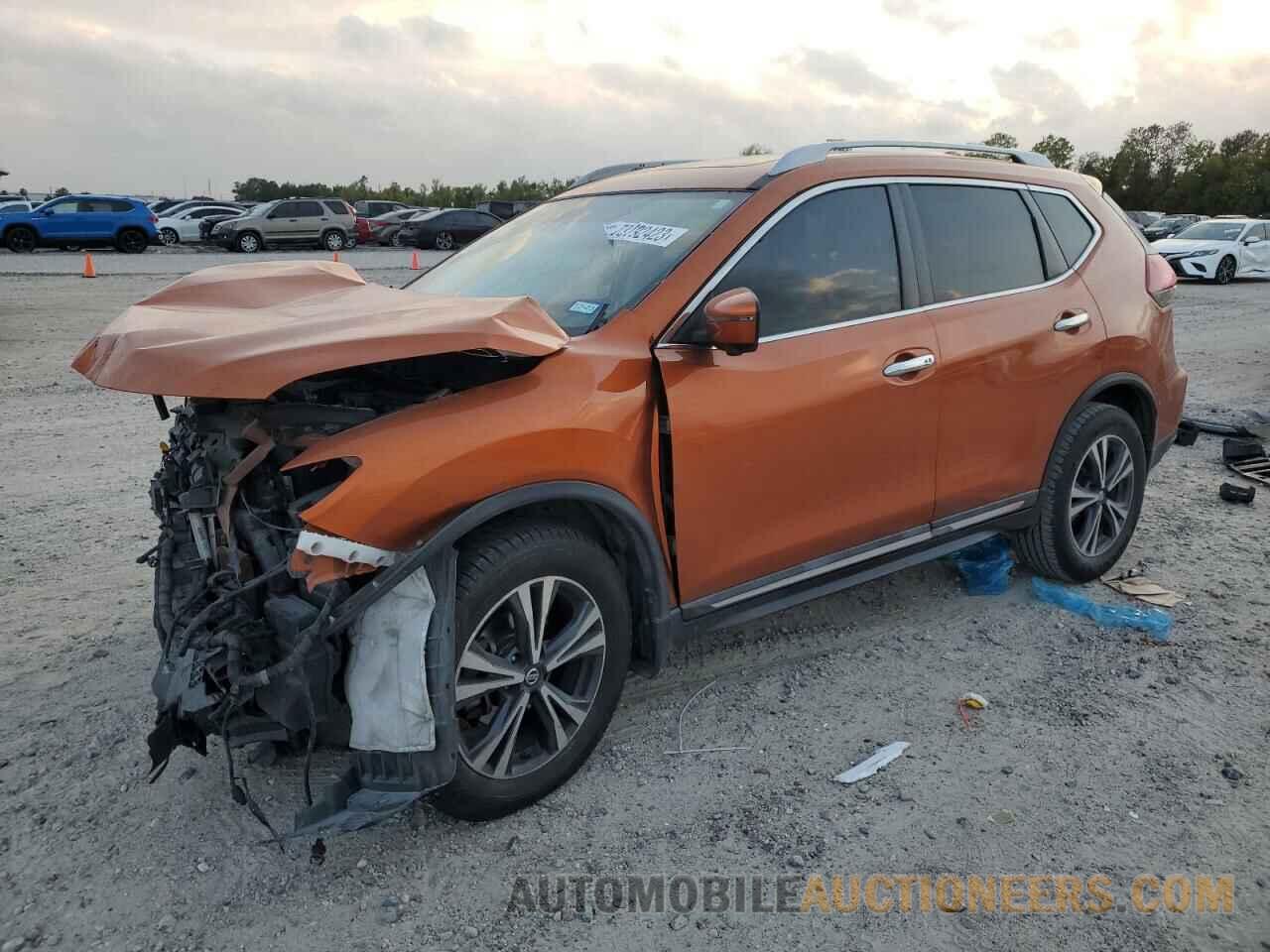 5N1AT2MT3JC807958 NISSAN ROGUE 2018