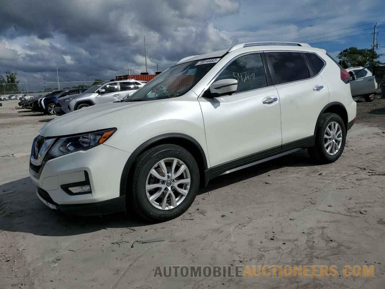 5N1AT2MT3JC848378 NISSAN ROGUE 2018