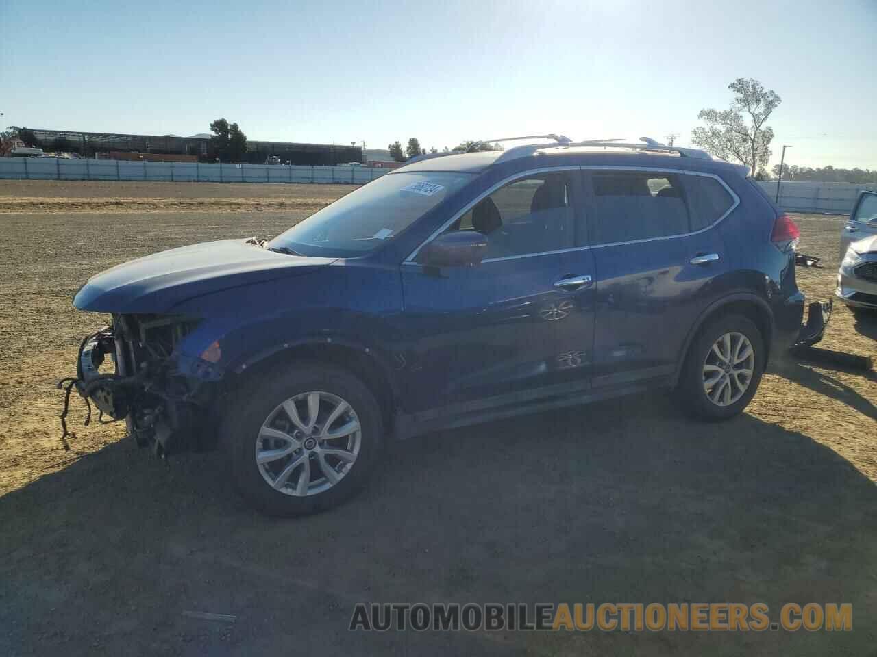 5N1AT2MT4HC881822 NISSAN ROGUE 2017