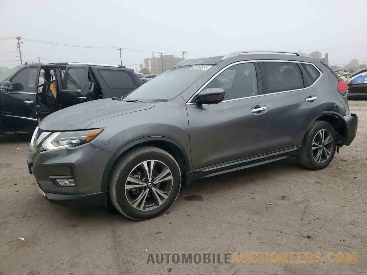 5N1AT2MT5HC781826 NISSAN ROGUE 2017