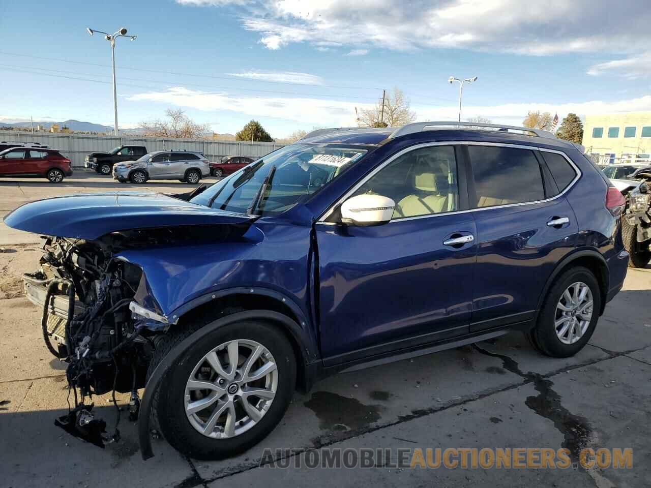 5N1AT2MT5HC859425 NISSAN ROGUE 2017