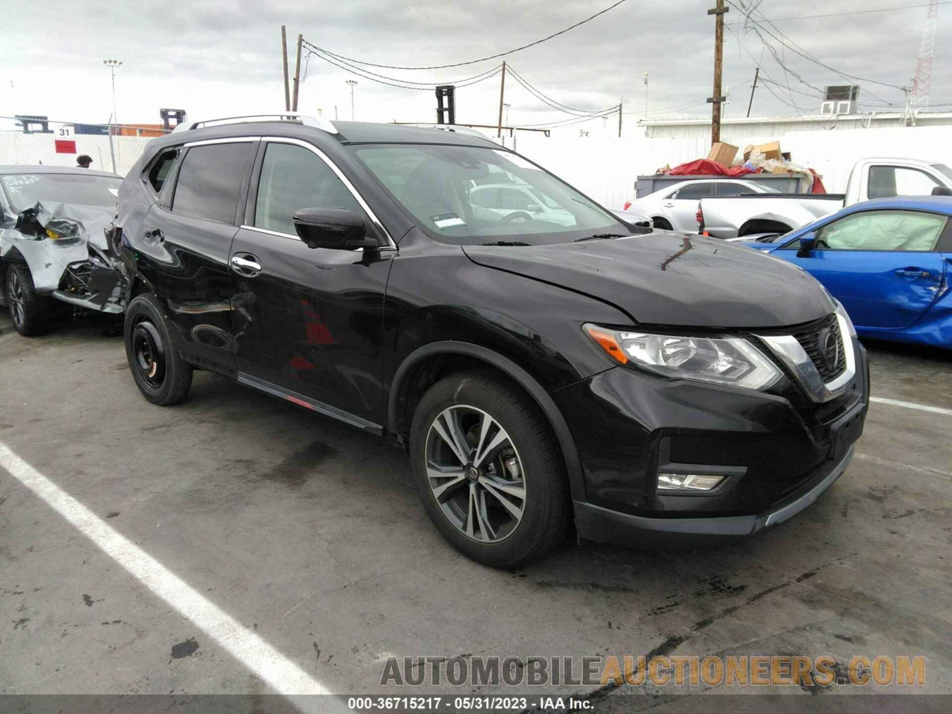 5N1AT2MT5JC799880 NISSAN ROGUE 2018