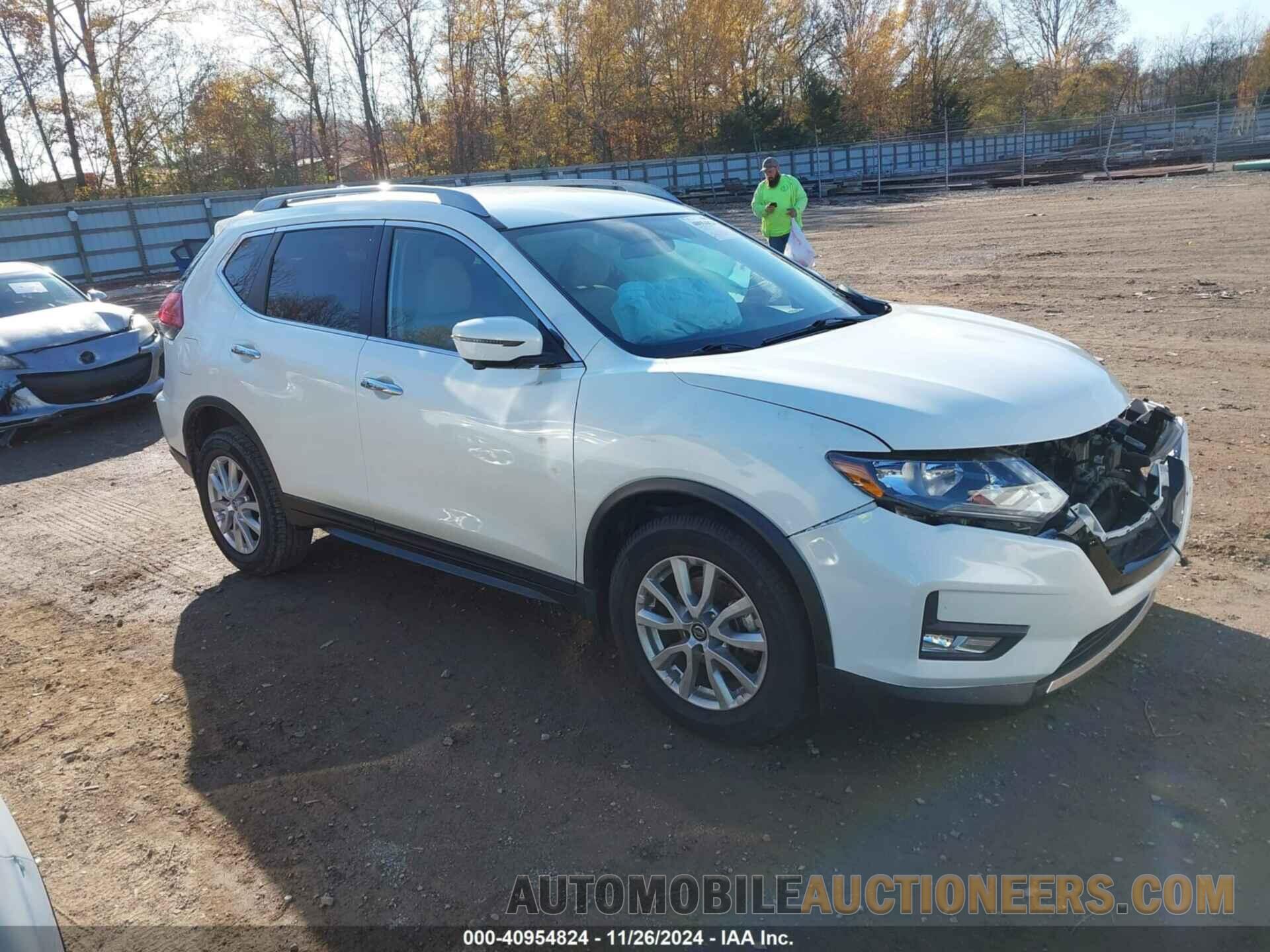 5N1AT2MT7JC832698 NISSAN ROGUE 2018