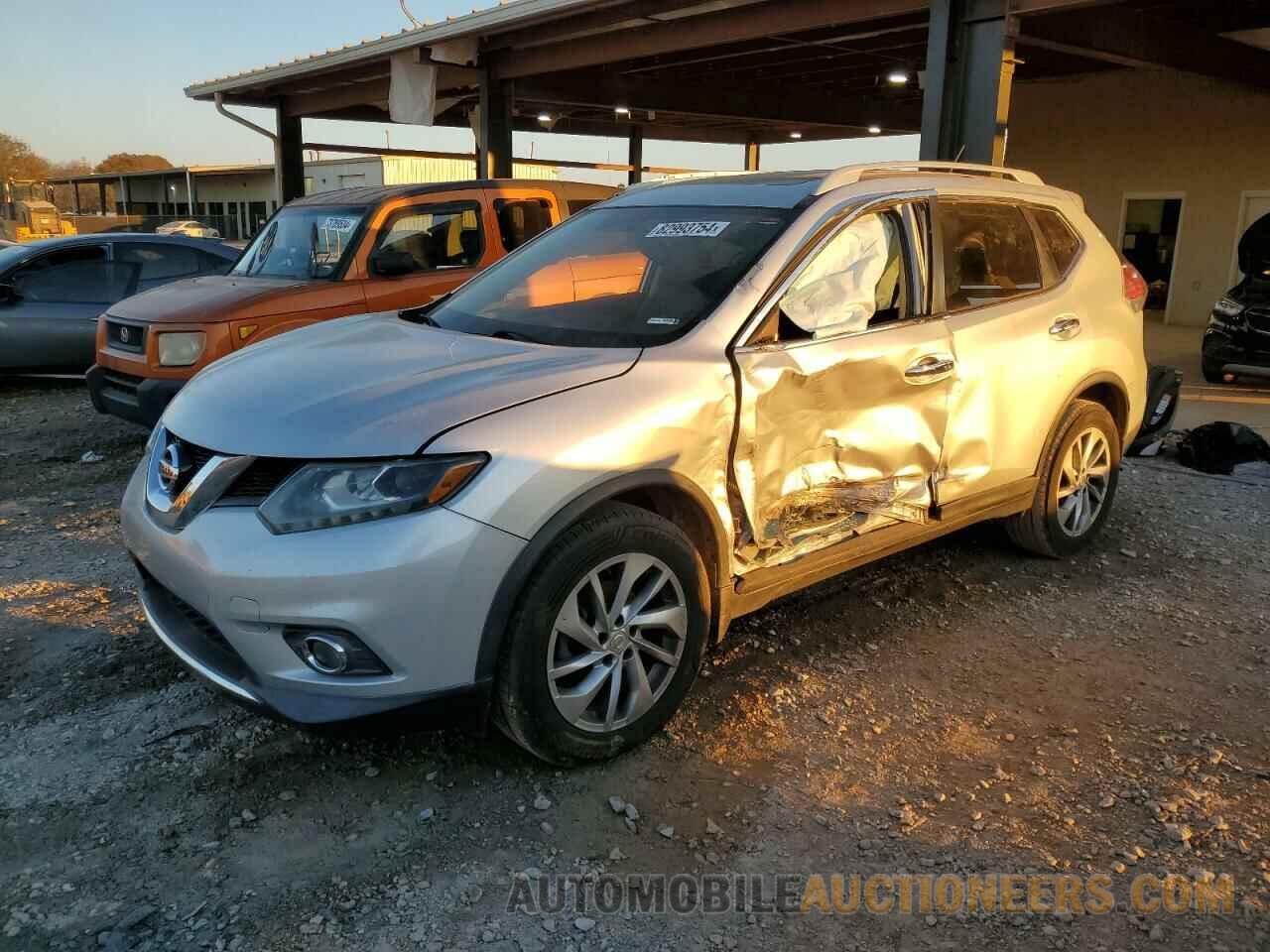 5N1AT2MT8EC865960 NISSAN ROGUE 2014