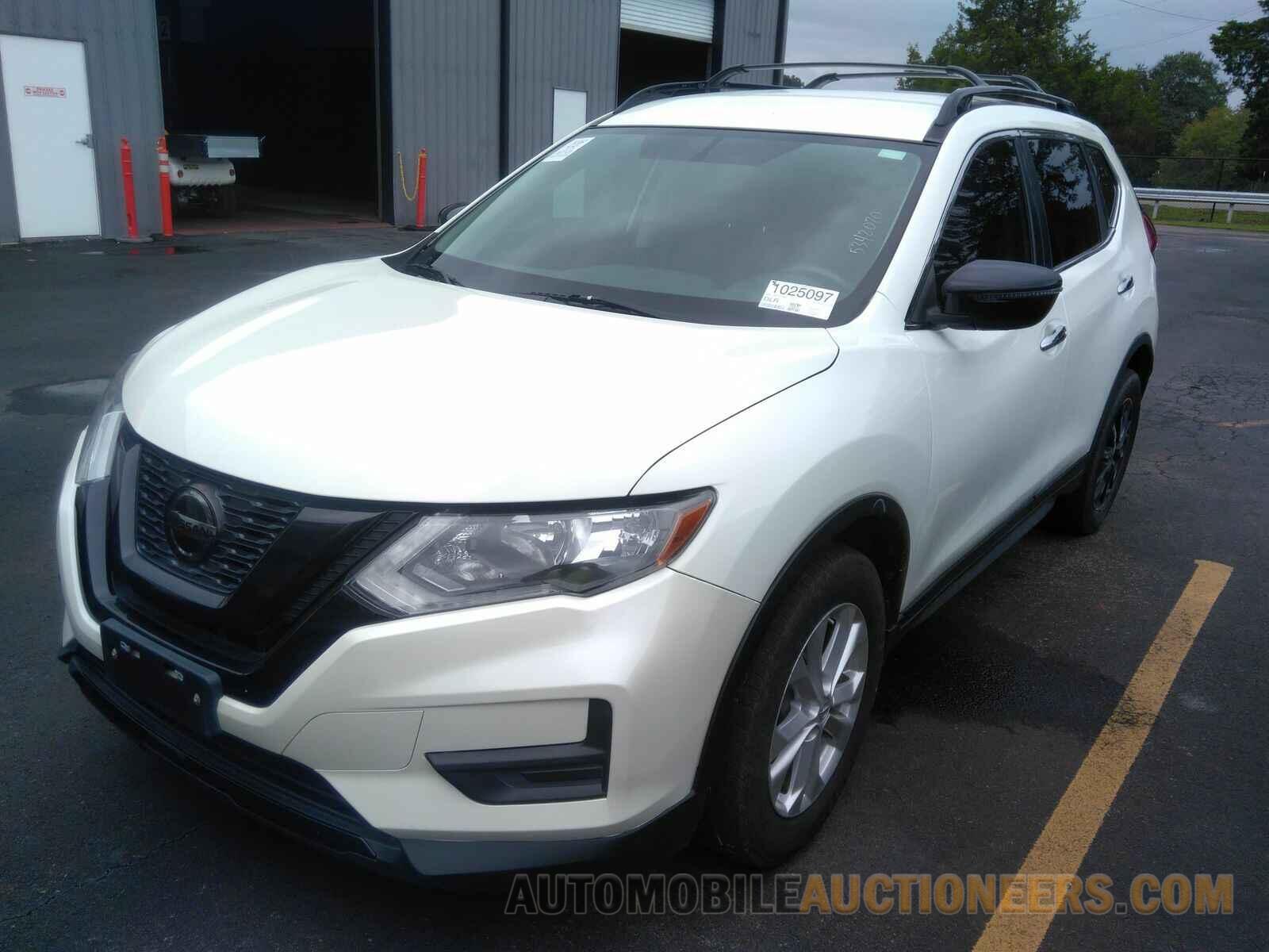 5N1AT2MT8JC731038 Nissan Rogue 2018