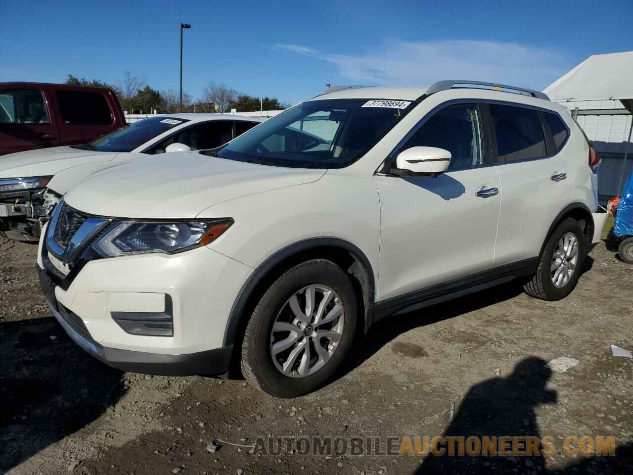 5N1AT2MT9JC840379 NISSAN ROGUE 2018