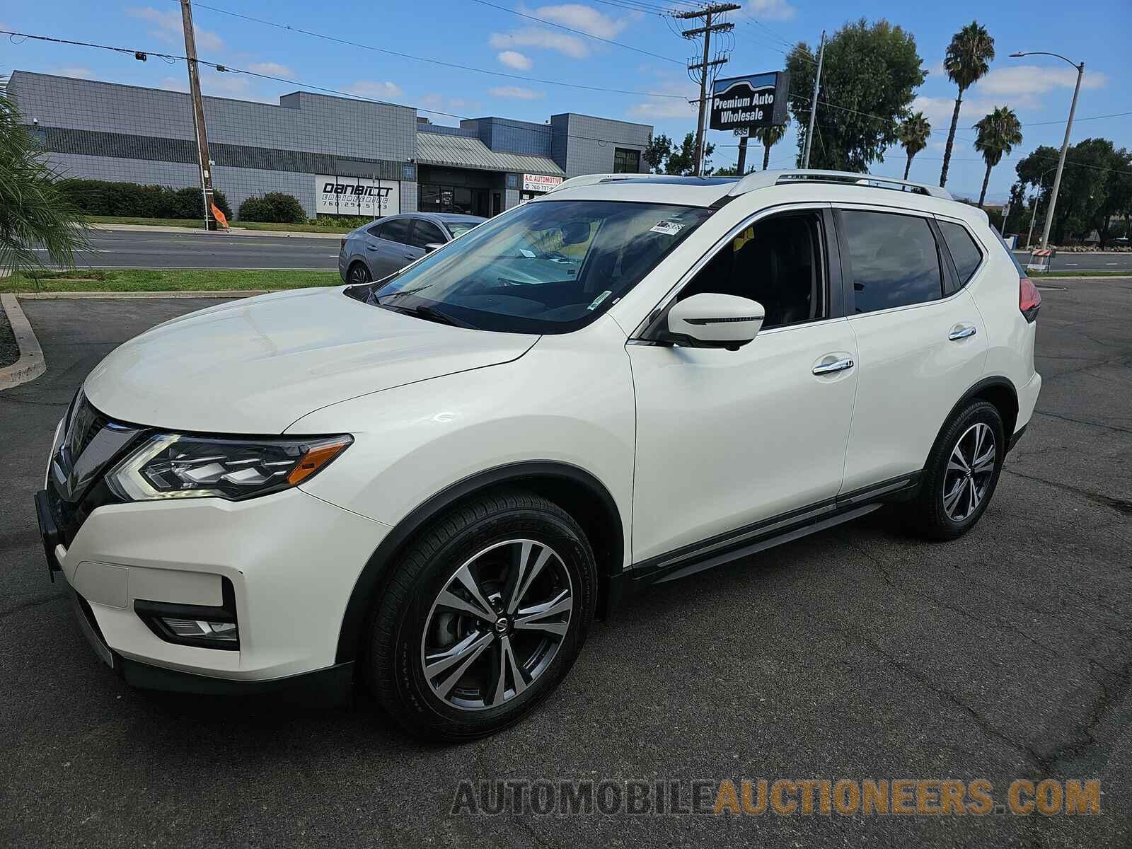 5N1AT2MTXHC743086 Nissan Rogue 2017