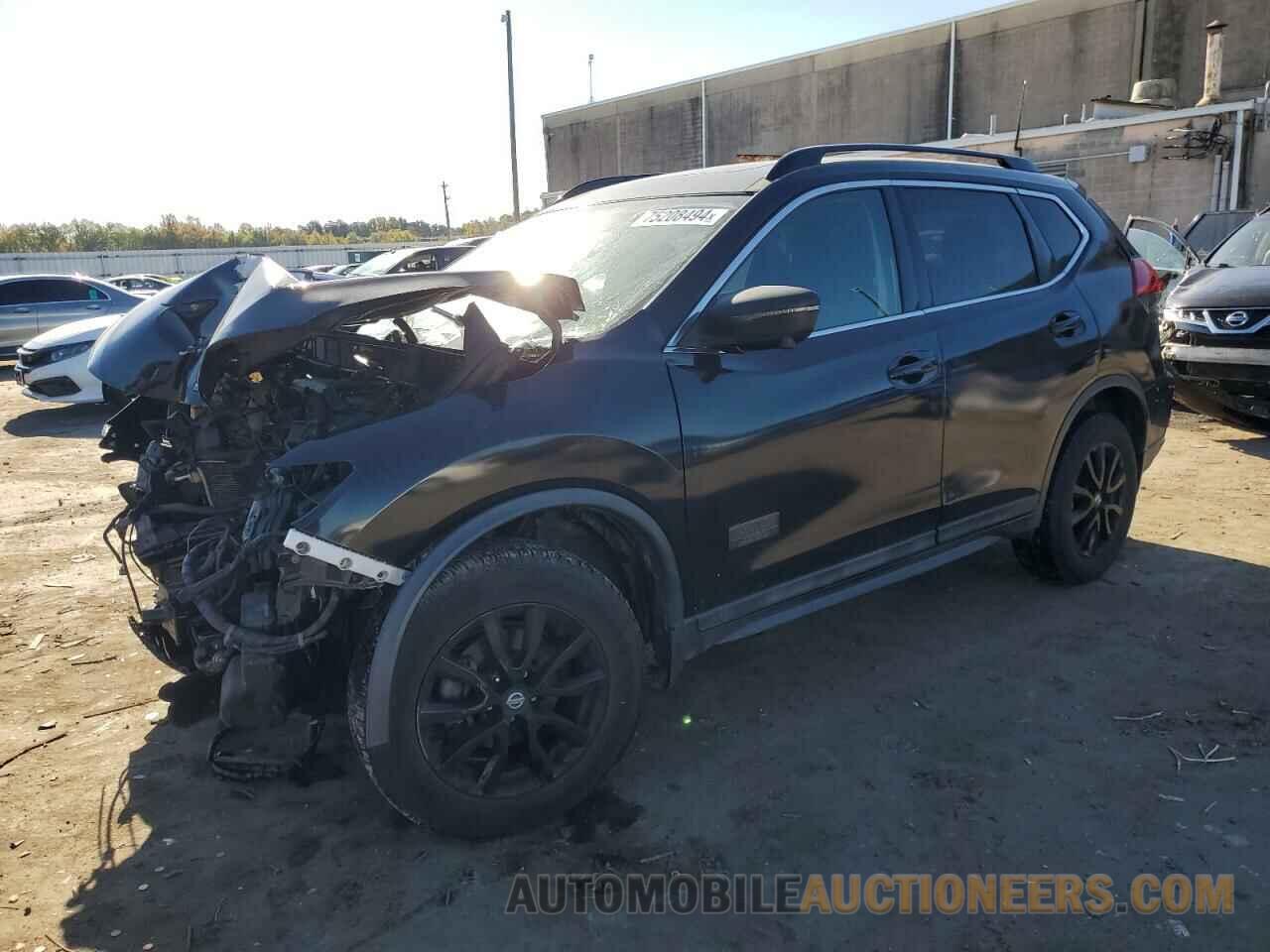 5N1AT2MV0HC763929 NISSAN ROGUE 2017