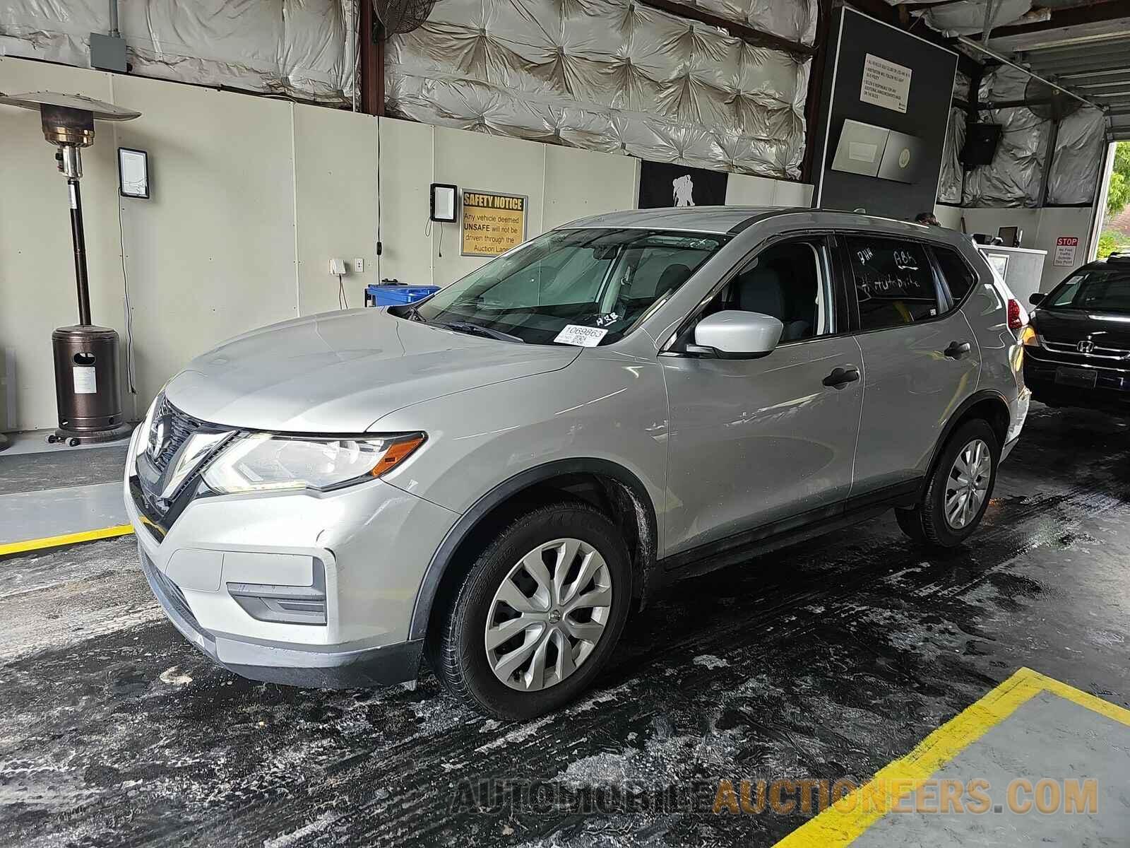 5N1AT2MV0HC805225 Nissan Rogue 2017