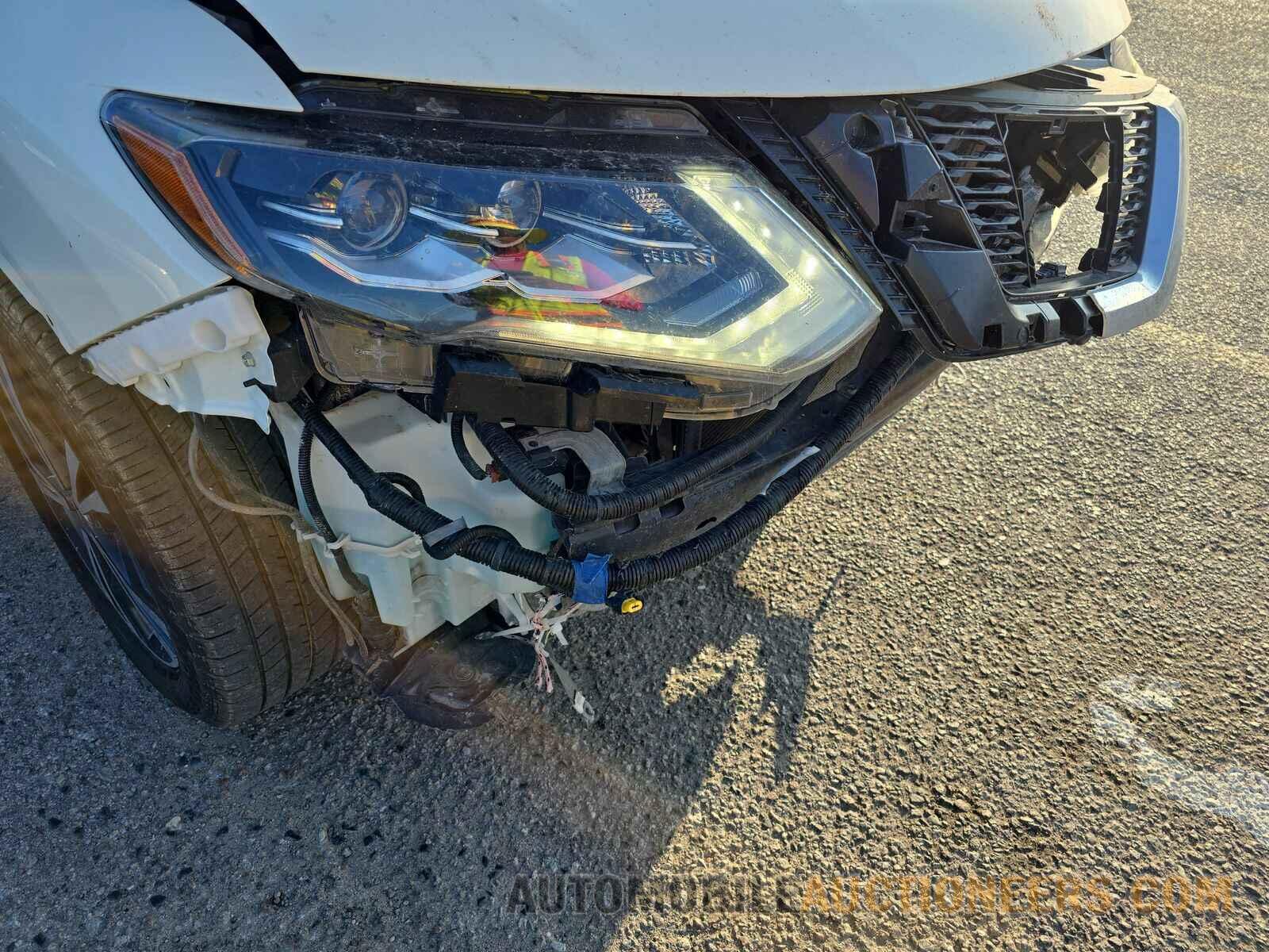 5N1AT2MV0HC881852 Nissan Rogue 2017