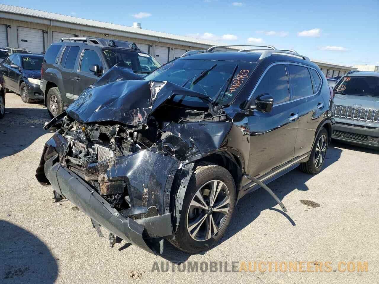 5N1AT2MV0JC715109 NISSAN ROGUE 2018