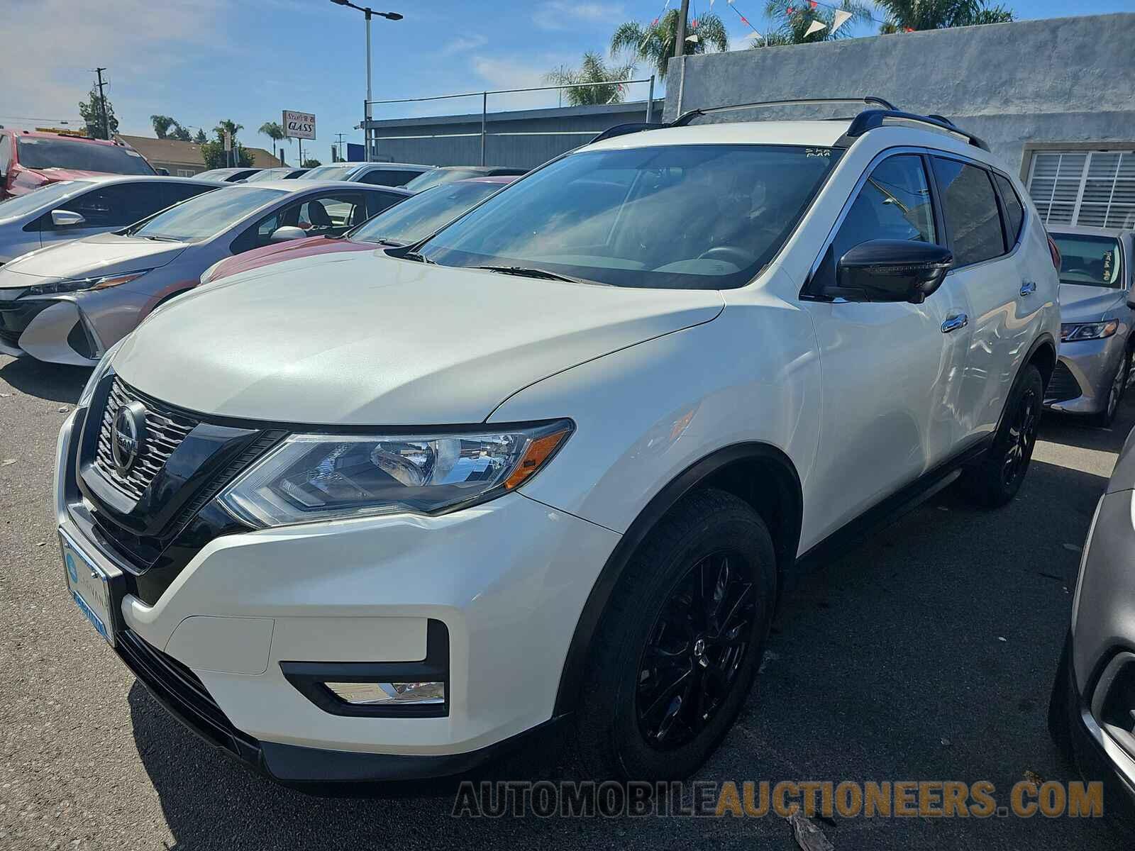 5N1AT2MV0JC806705 Nissan Rogue 2018