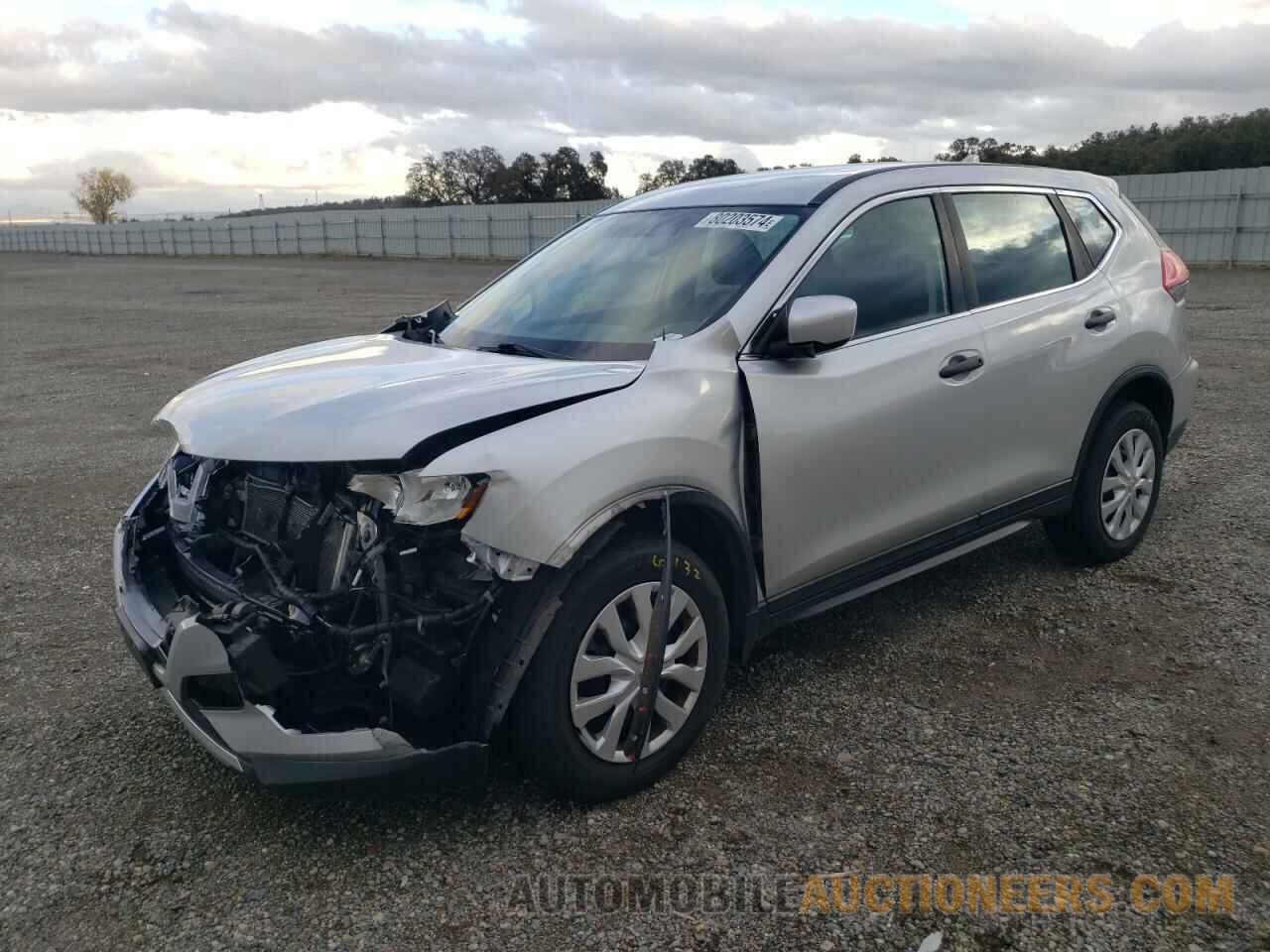 5N1AT2MV2HC813813 NISSAN ROGUE 2017