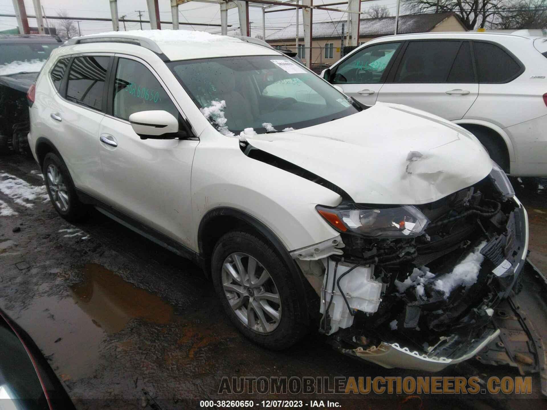 5N1AT2MV2JC838409 NISSAN ROGUE 2018