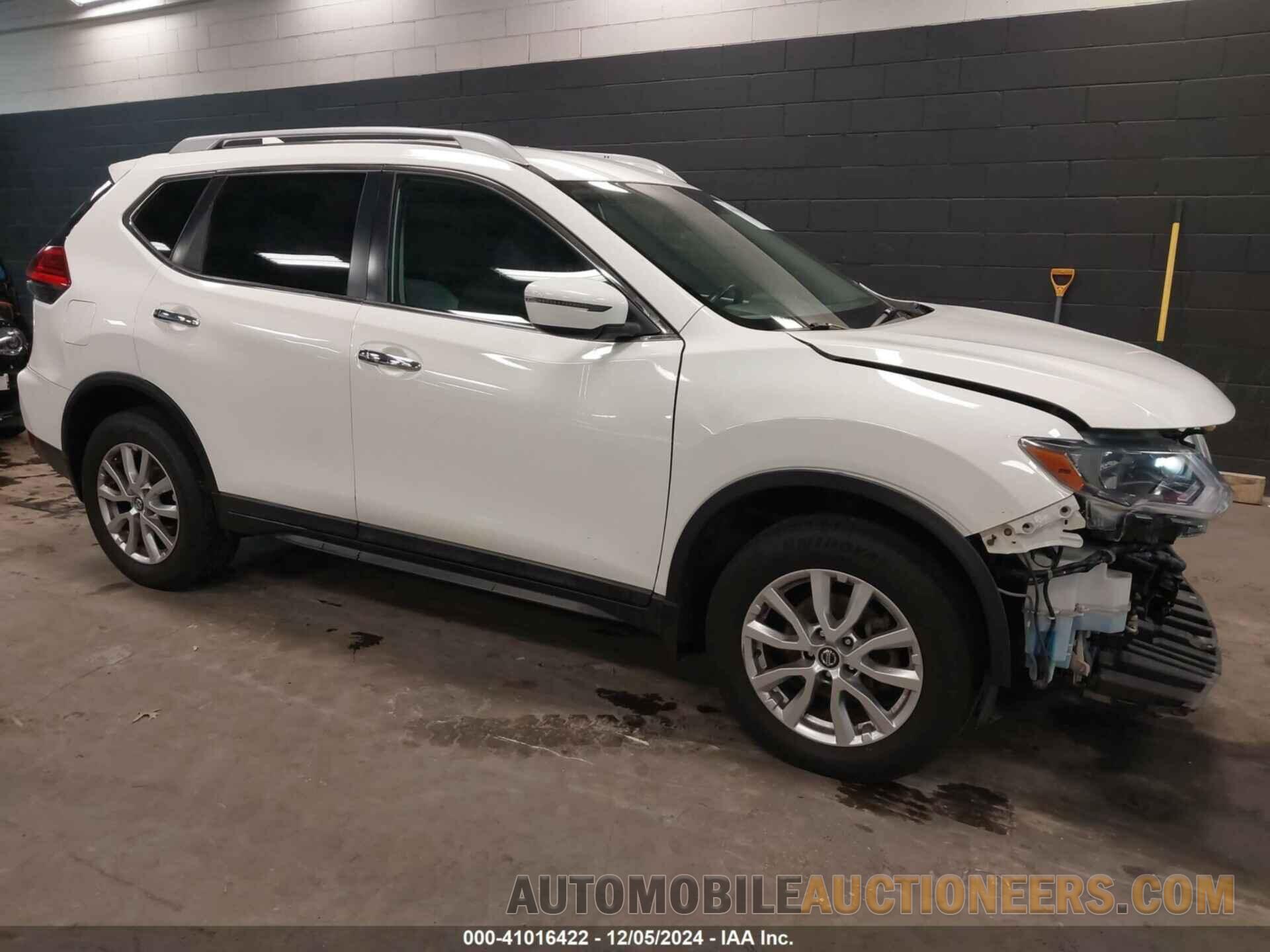 5N1AT2MV4HC883586 NISSAN ROGUE 2017