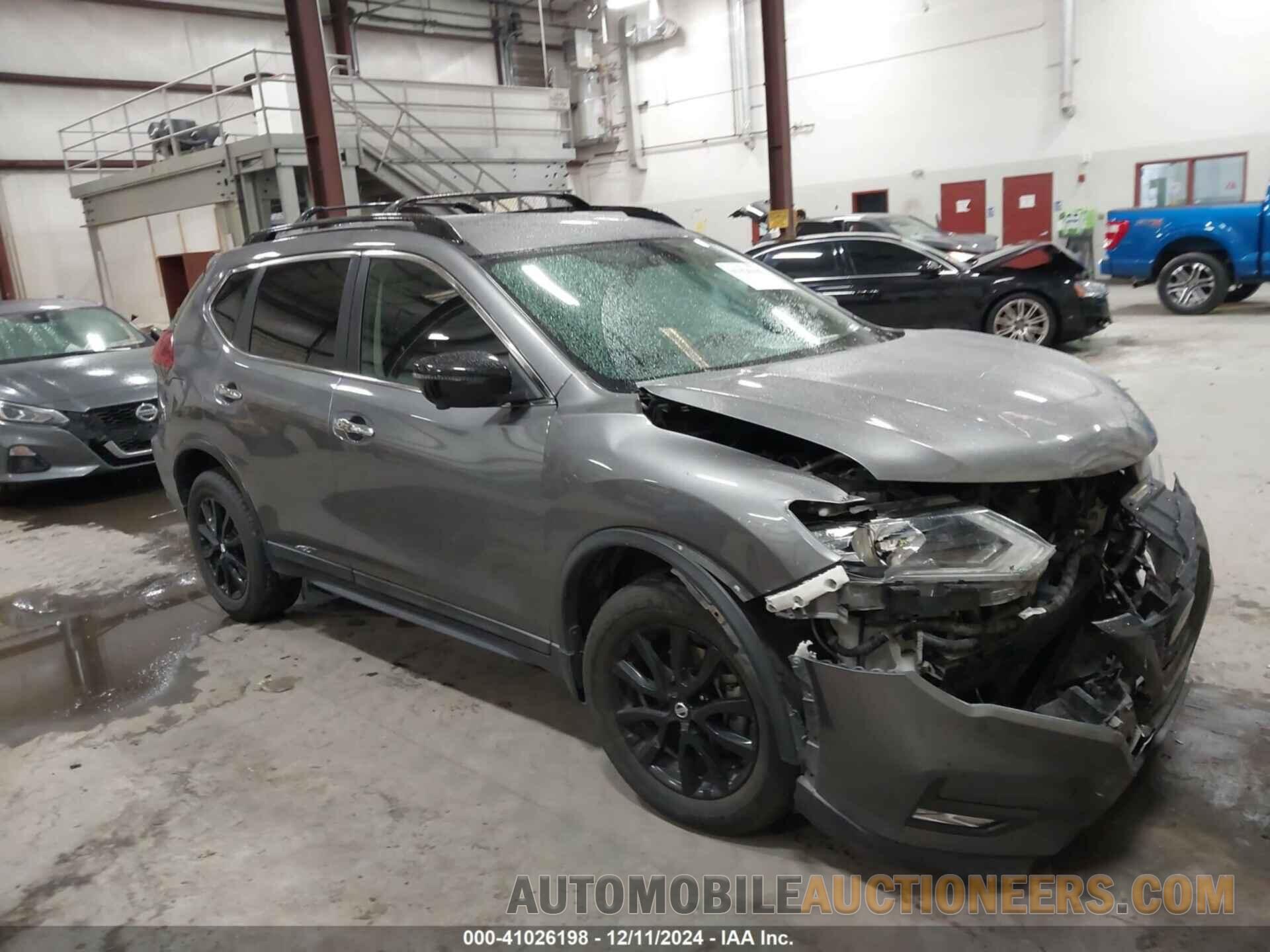 5N1AT2MV4JC722984 NISSAN ROGUE 2018