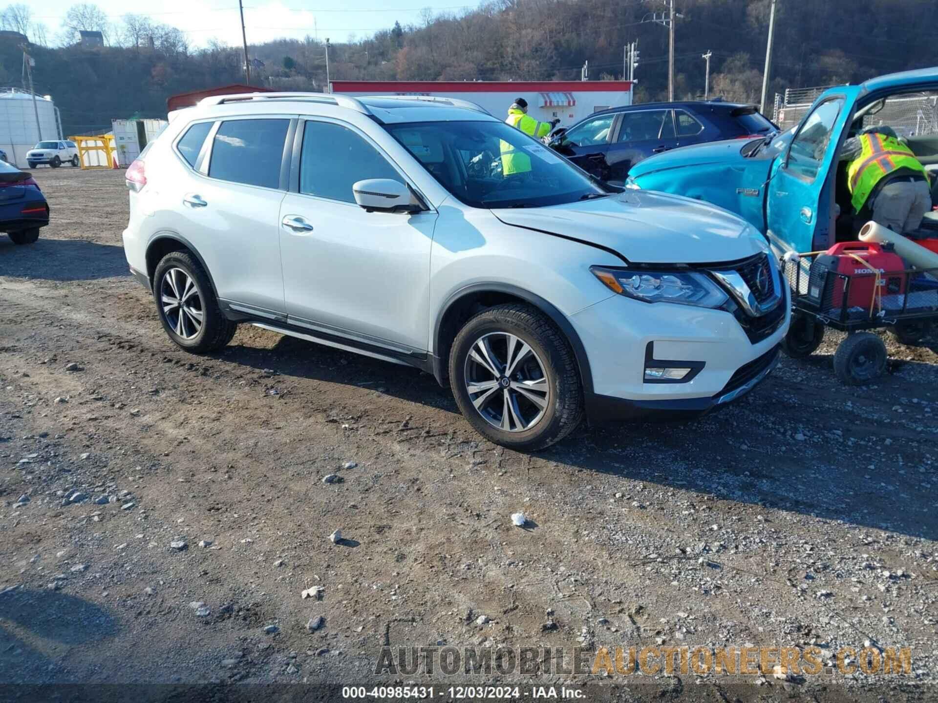 5N1AT2MV8JC822523 NISSAN ROGUE 2018