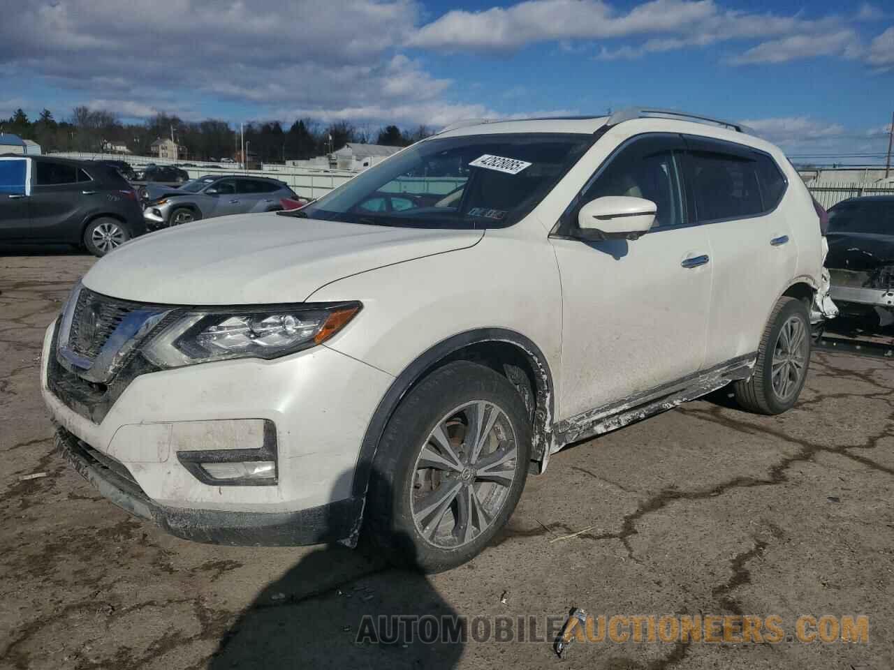 5N1AT2MV8JC837961 NISSAN ROGUE 2018