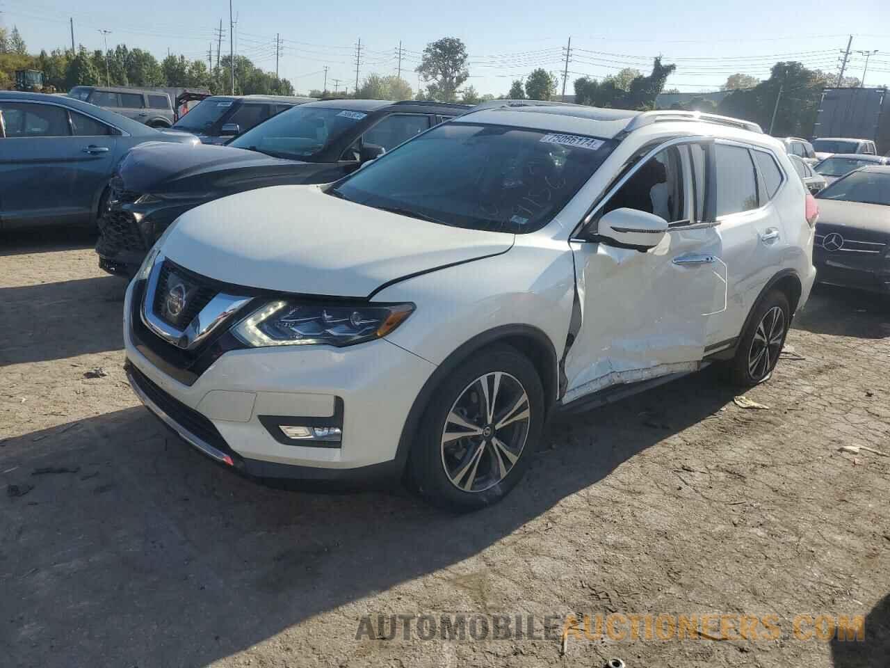 5N1AT2MV9HC745493 NISSAN ROGUE 2017