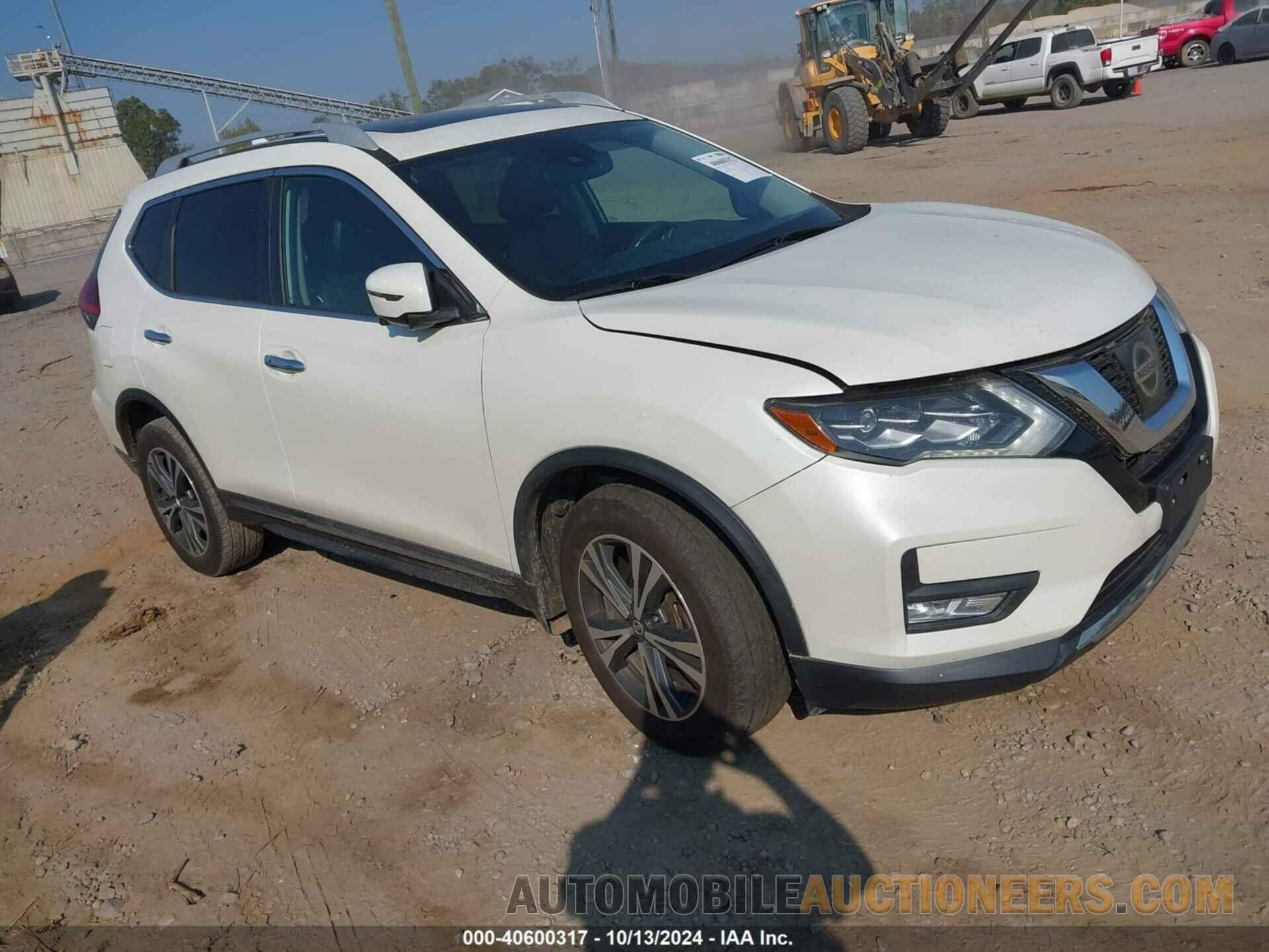 5N1AT2MV9HC883759 NISSAN ROGUE 2017