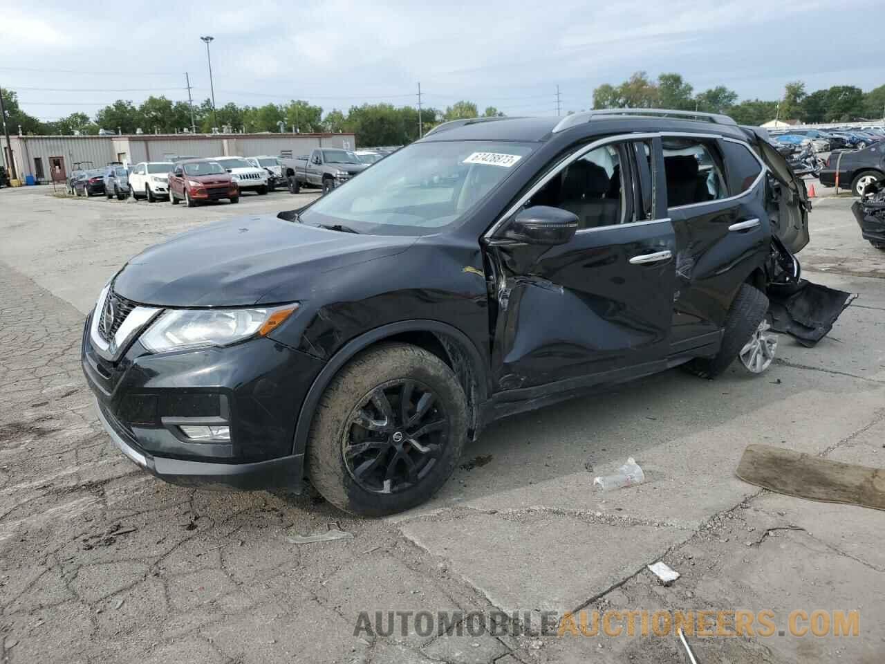 5N1AT2MV9JC768214 NISSAN ROGUE 2018