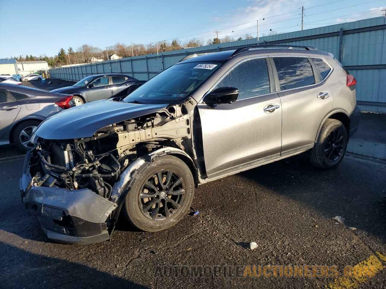 5N1AT2MV9JC808551 NISSAN ROGUE 2018