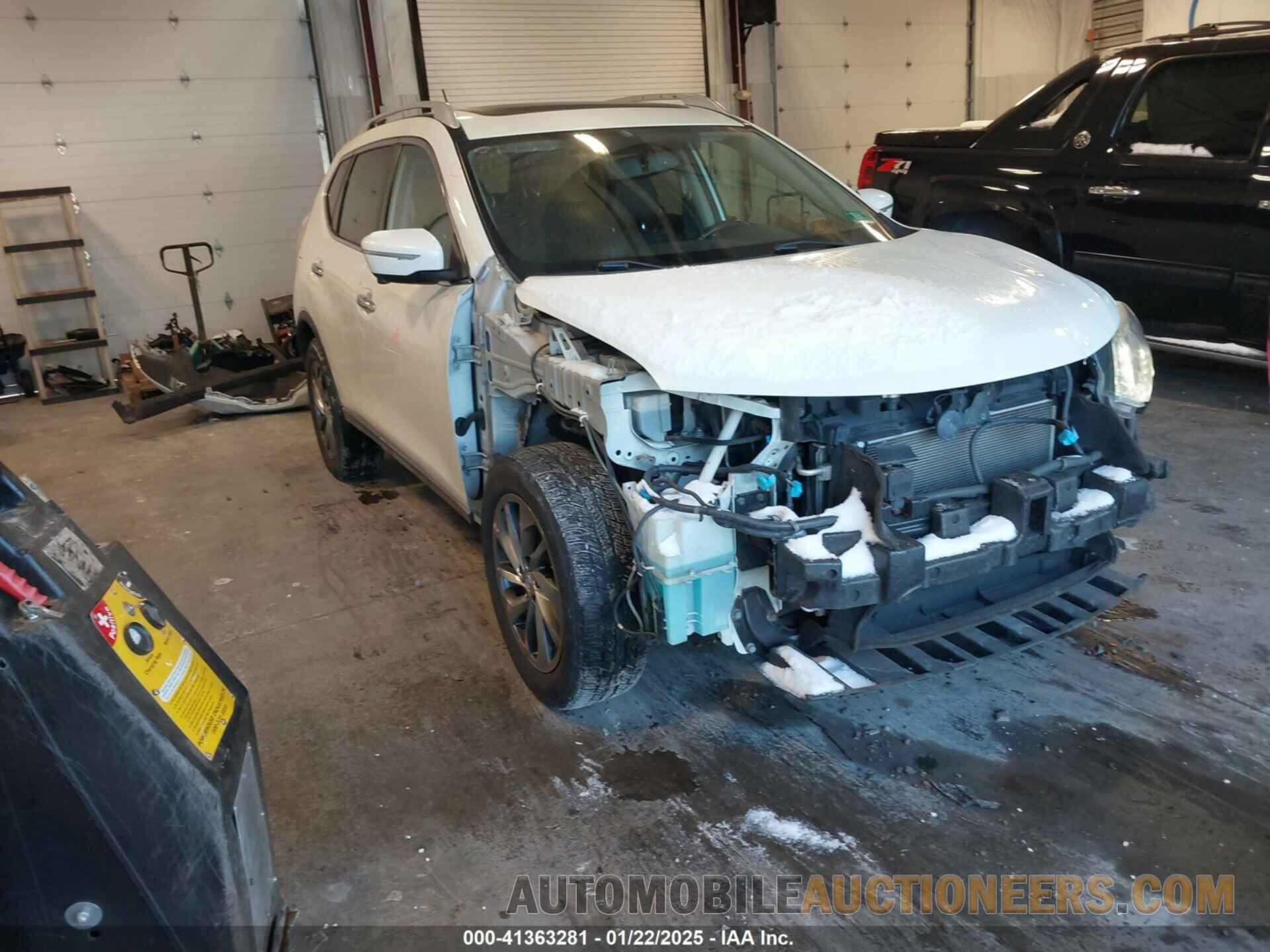 5N1AT2MVXFC796854 NISSAN ROGUE 2015