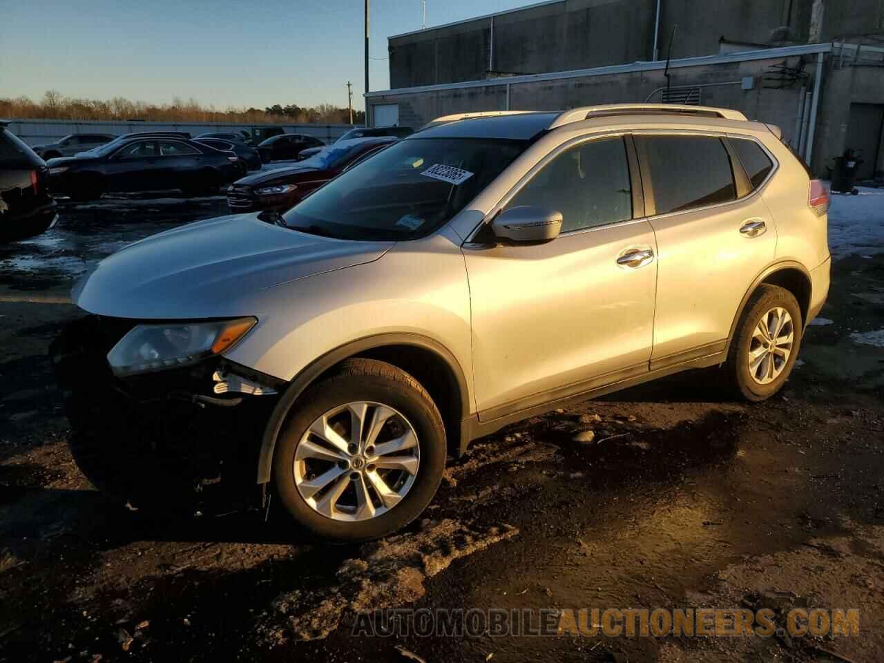 5N1AT2MVXFC922761 NISSAN ROGUE 2015